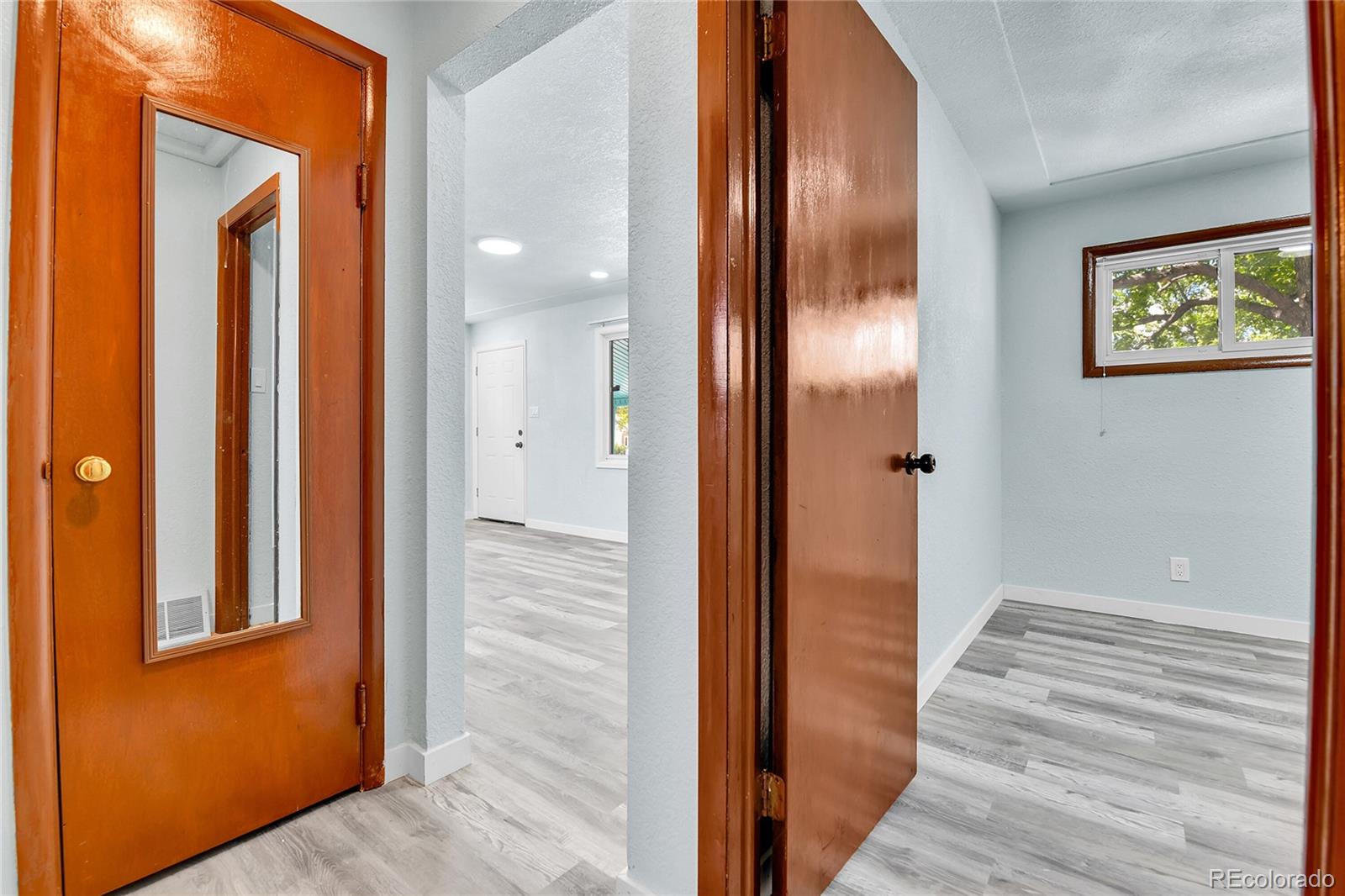 MLS Image #10 for 1500 s wolcott court,denver, Colorado