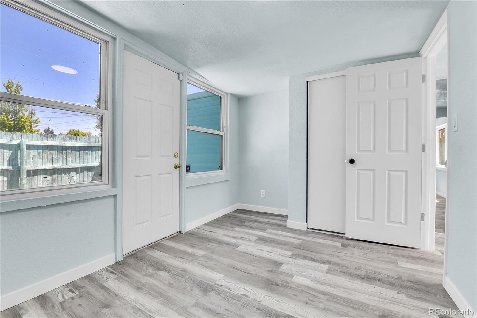 MLS Image #14 for 1500 s wolcott court,denver, Colorado