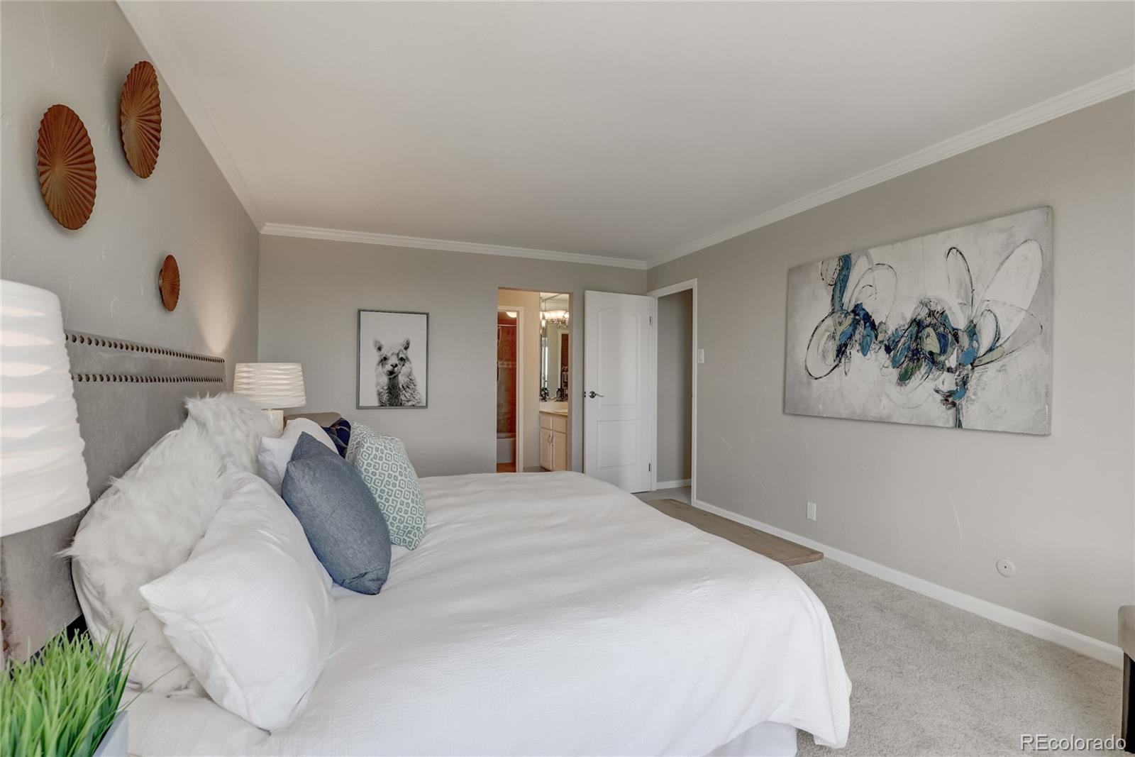 MLS Image #15 for 460 s marion parkway,denver, Colorado