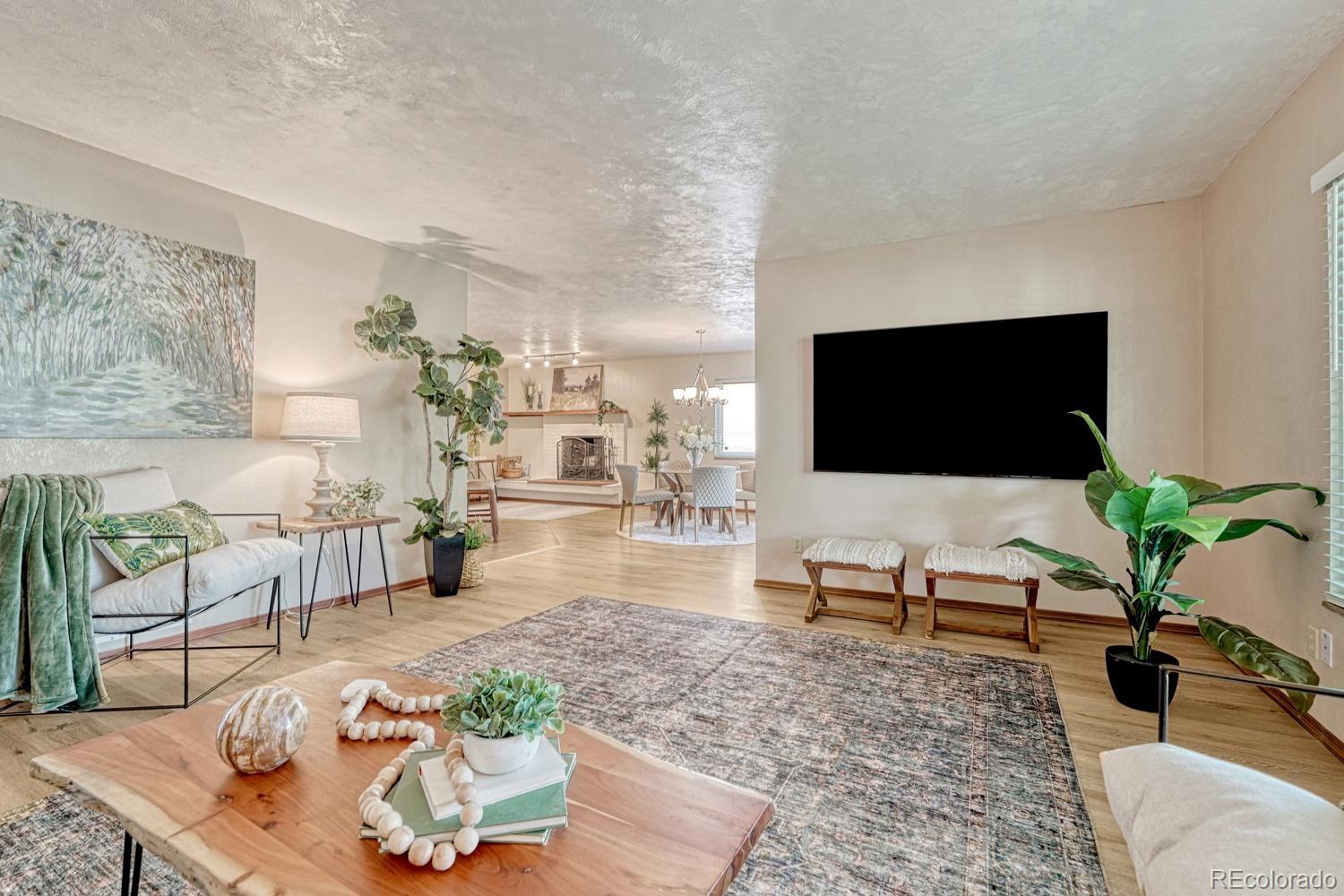 MLS Image #17 for 6904 e villanova place,denver, Colorado