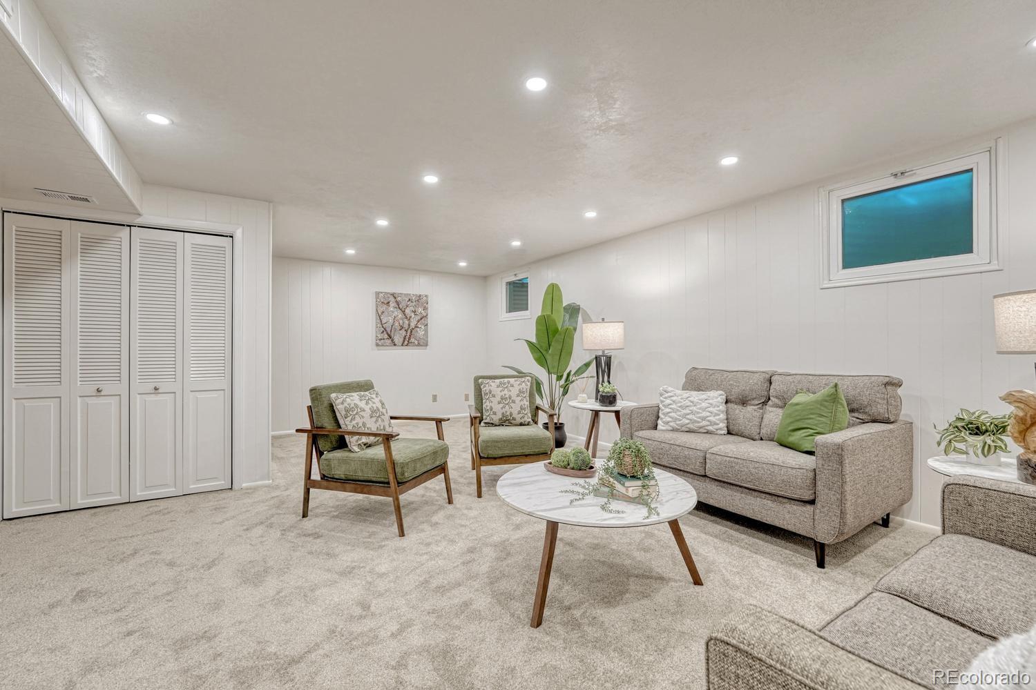 MLS Image #30 for 6904 e villanova place,denver, Colorado
