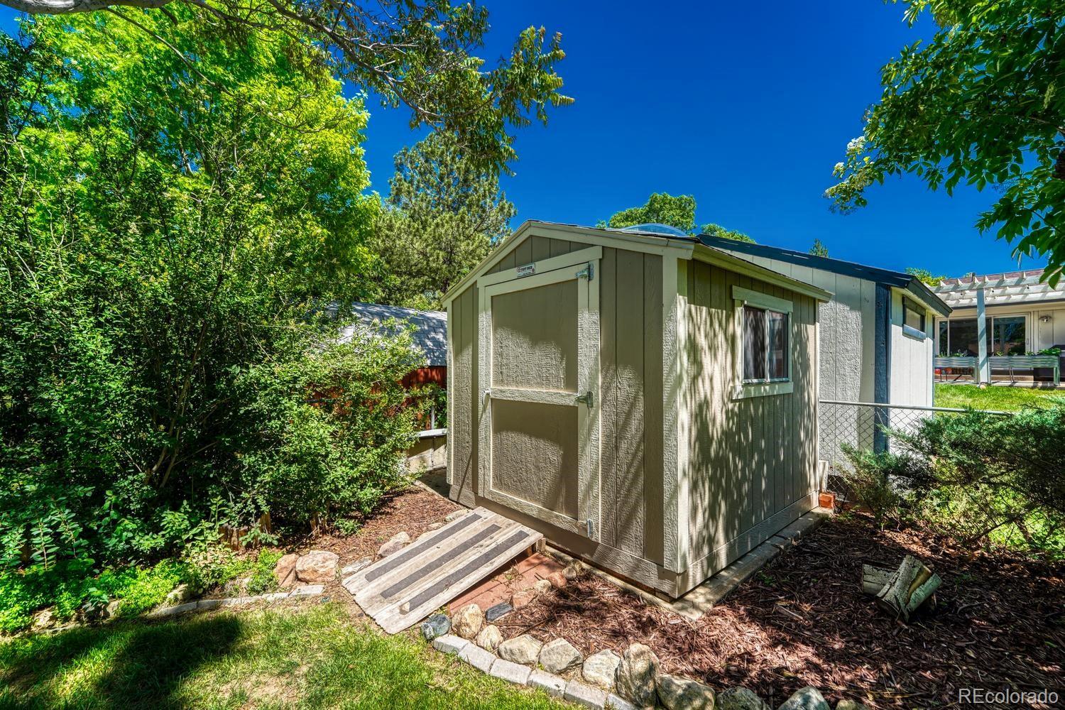 MLS Image #42 for 6904 e villanova place,denver, Colorado