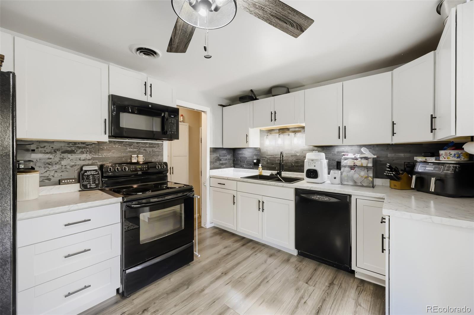 MLS Image #4 for 8906  oakwood st ,westminster, Colorado