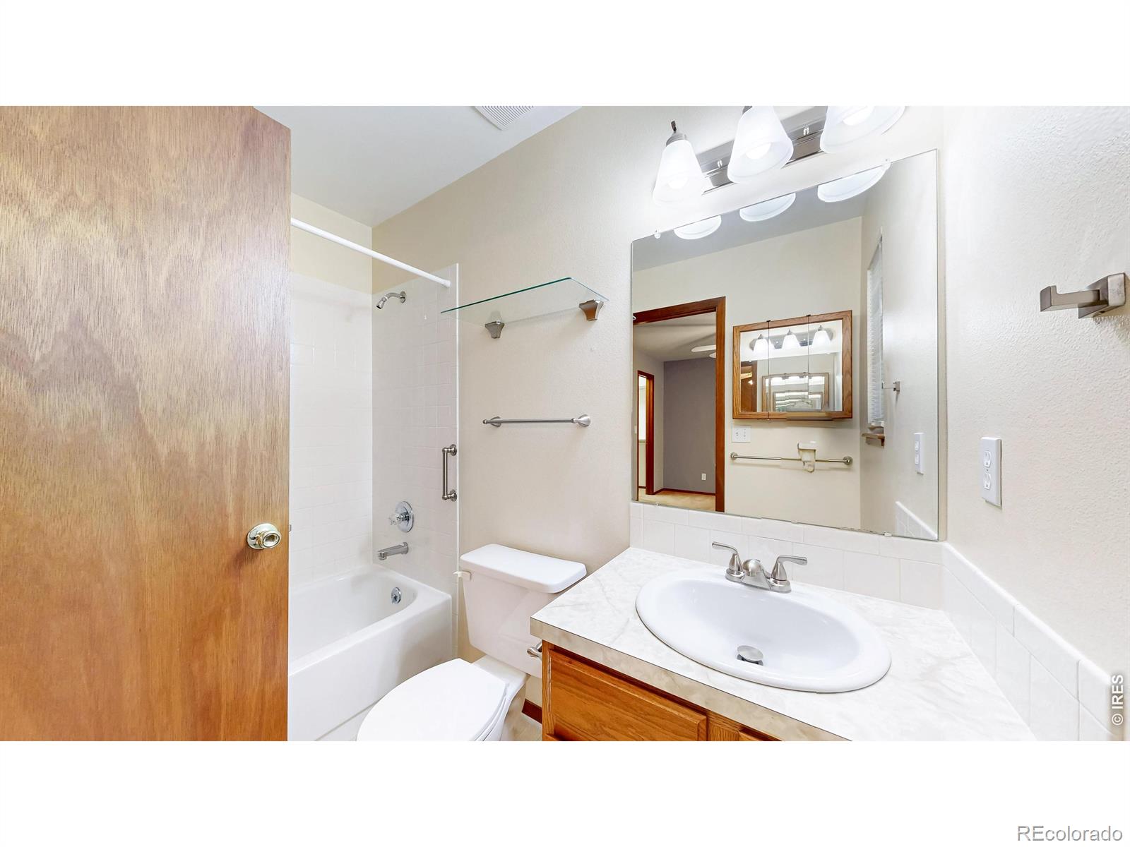 MLS Image #12 for 384  pin oak drive,loveland, Colorado