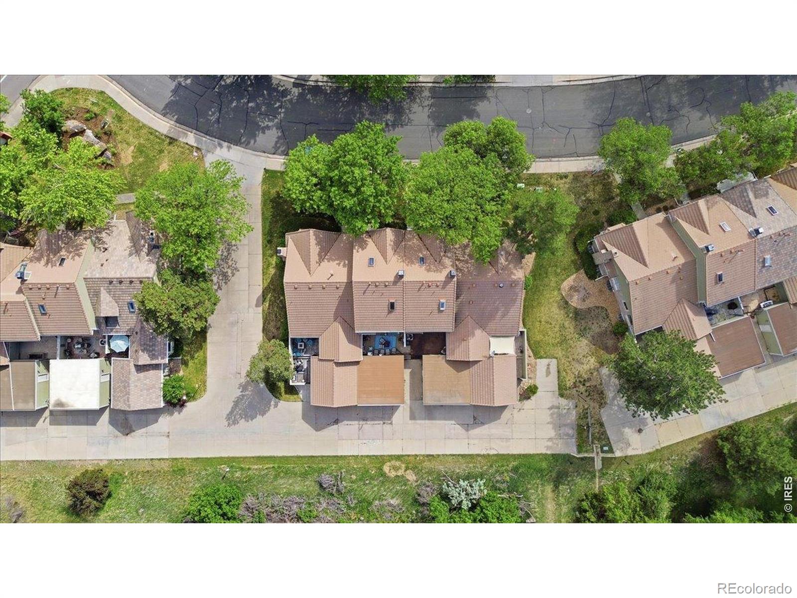 MLS Image #3 for 2115  ranch drive,denver, Colorado