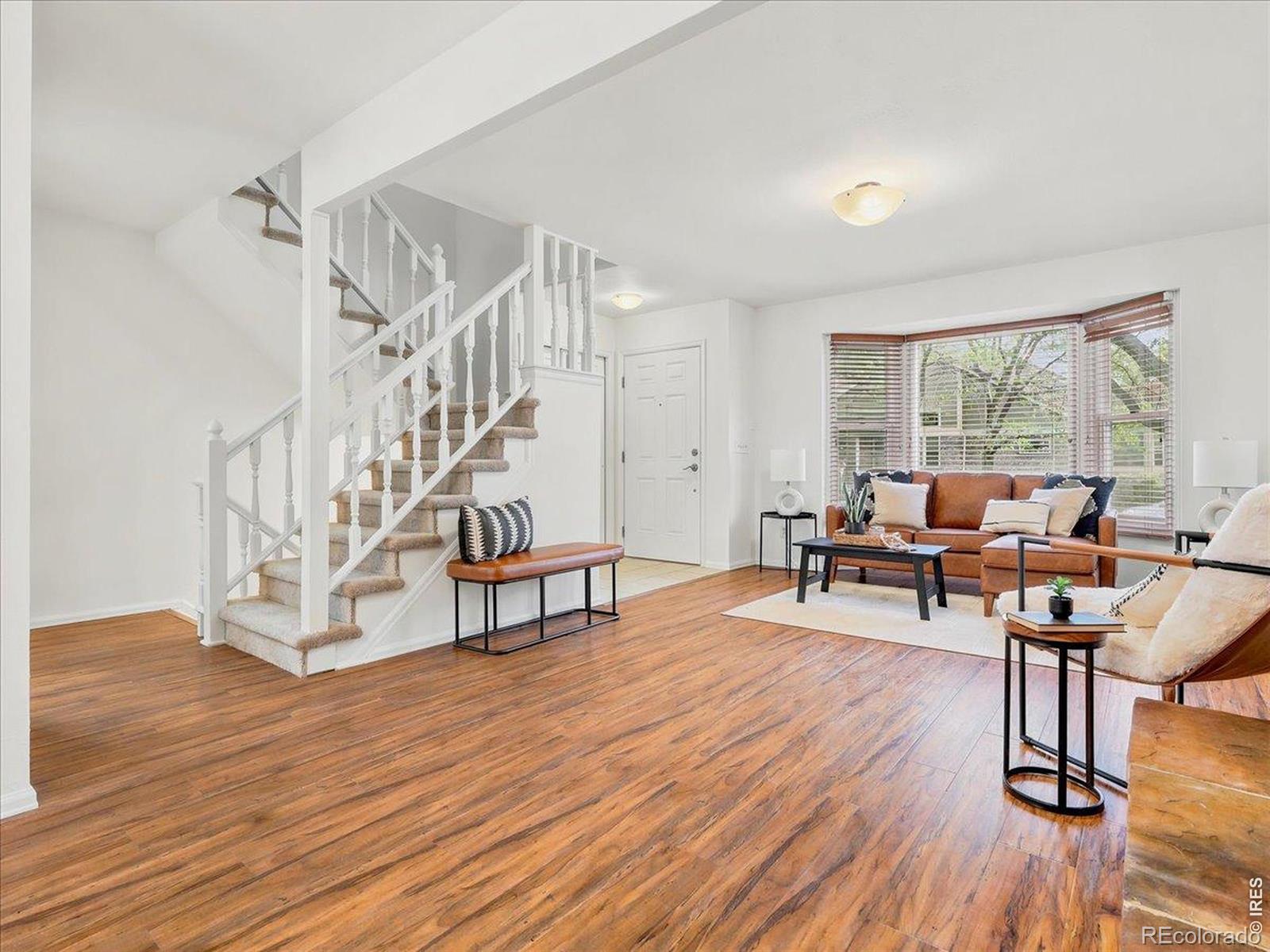 MLS Image #5 for 2115  ranch drive,denver, Colorado