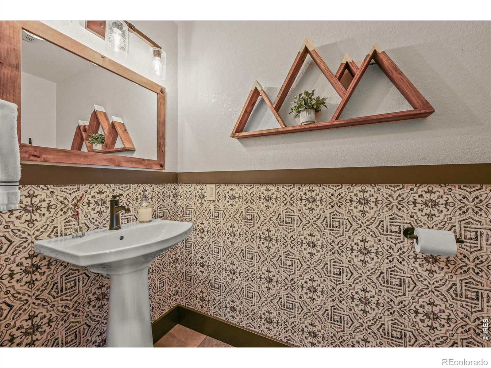 MLS Image #11 for 3310 w county road 80 ,wellington, Colorado