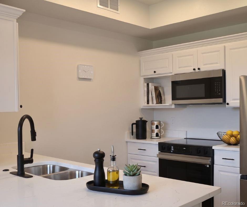 MLS Image #2 for 12888  ironstone way,parker, Colorado