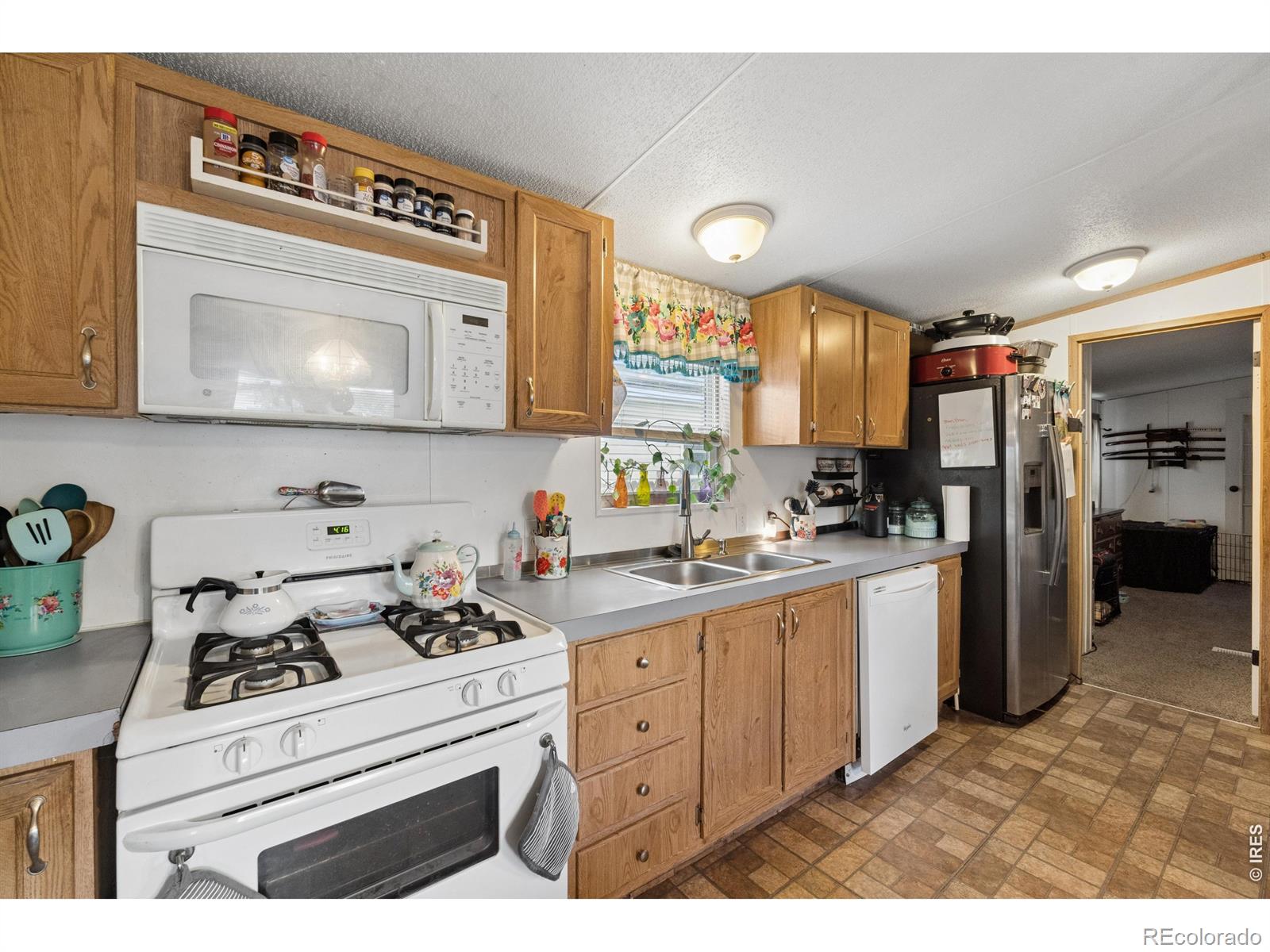 MLS Image #12 for 9048  orleans street,denver, Colorado
