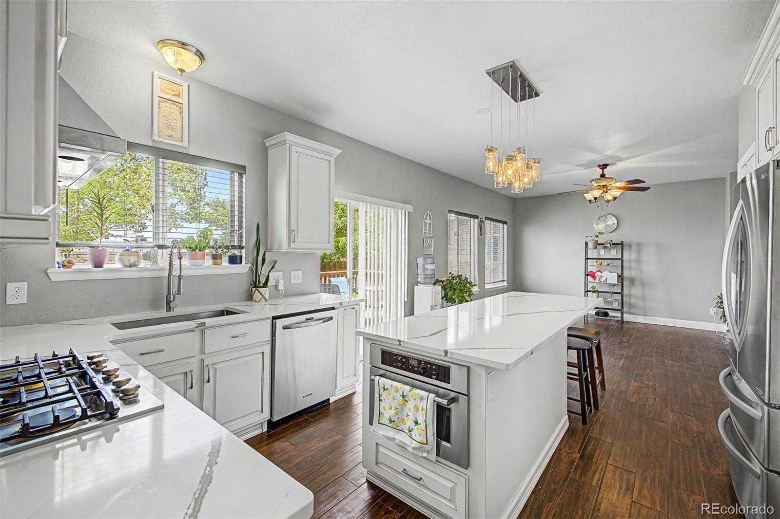 MLS Image #11 for 9815  eagle creek circle,commerce city, Colorado