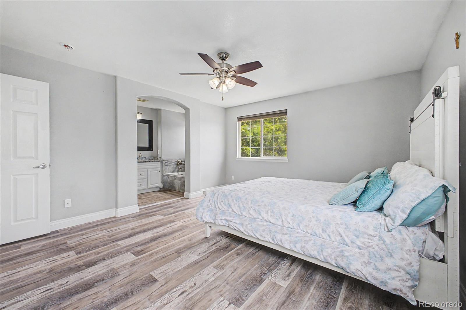 MLS Image #17 for 9815  eagle creek circle,commerce city, Colorado