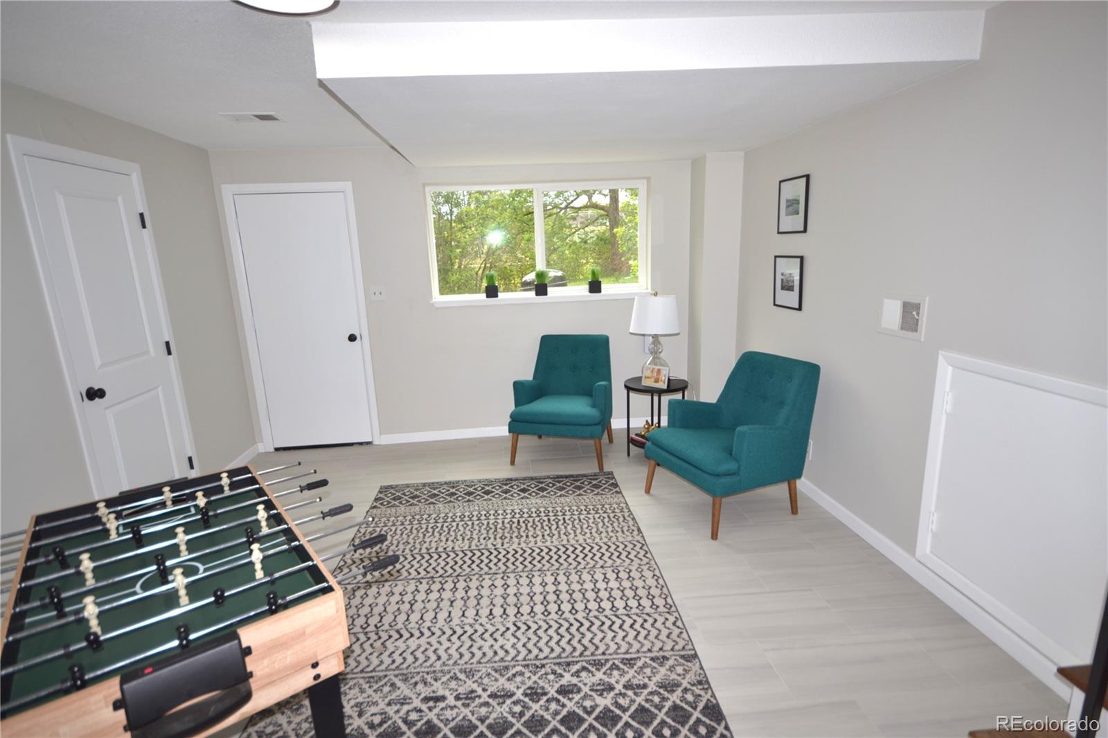 MLS Image #11 for 10251  monterey circle,denver, Colorado