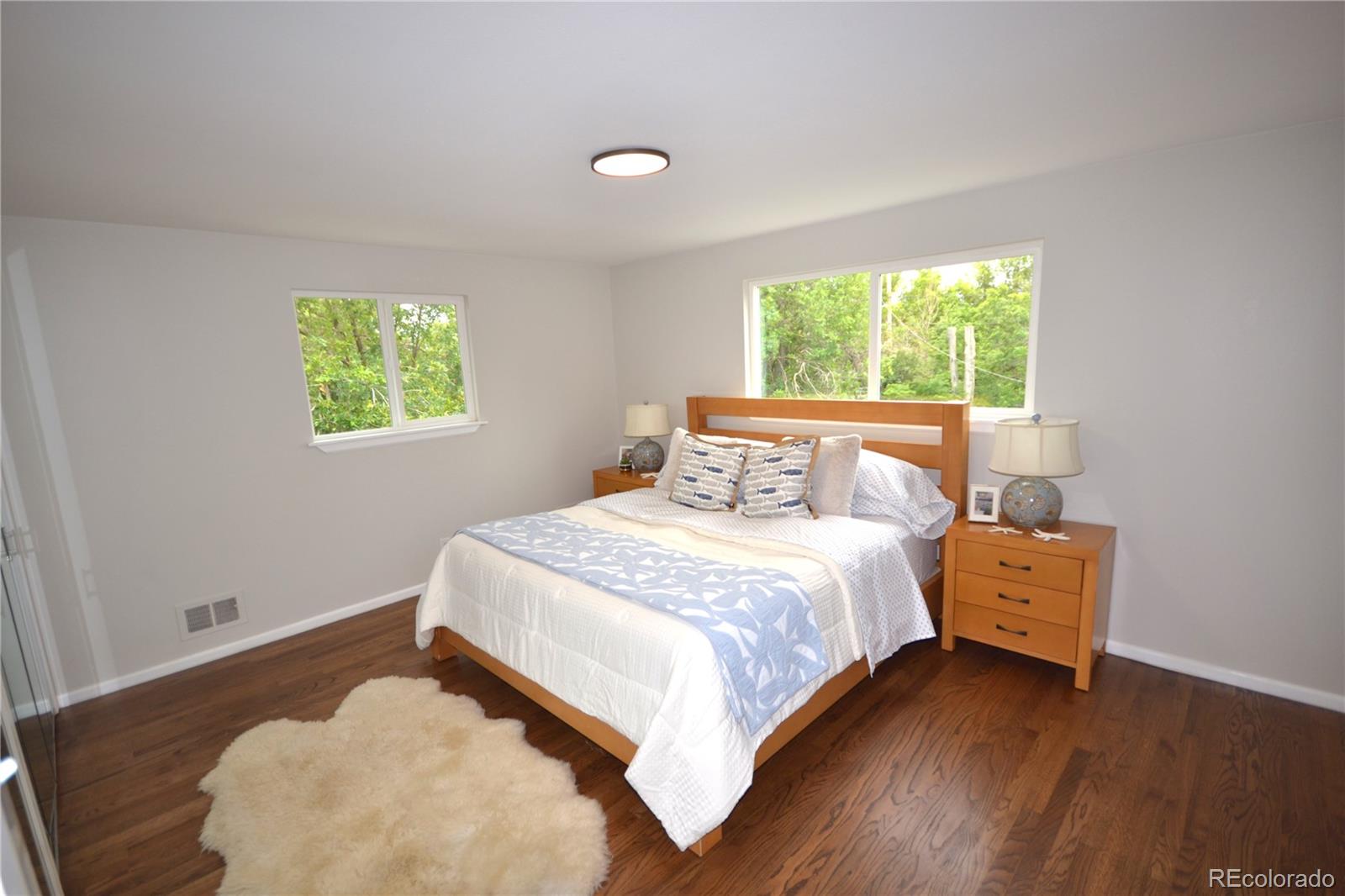 MLS Image #14 for 10251  monterey circle,denver, Colorado