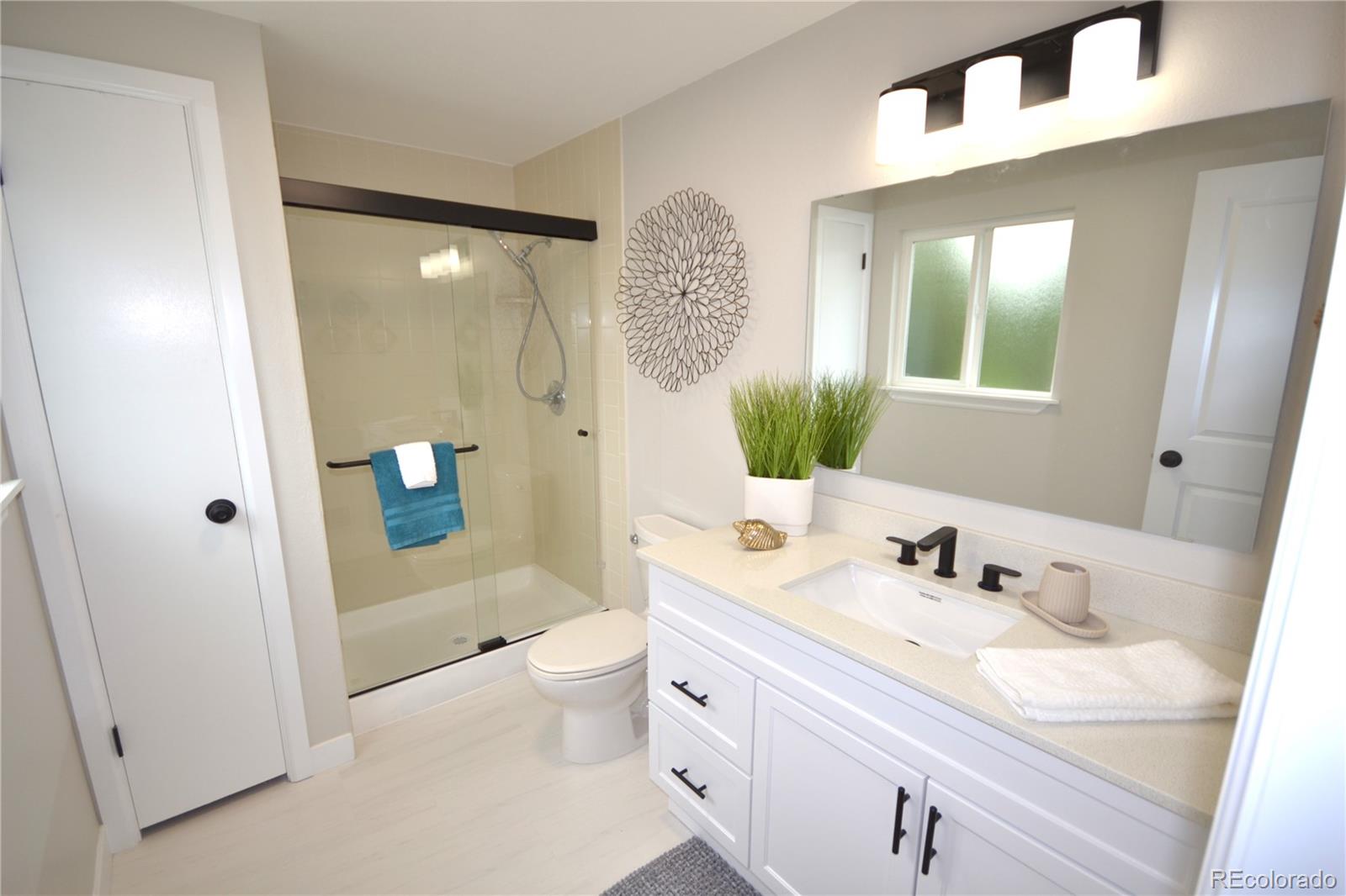 MLS Image #16 for 10251  monterey circle,denver, Colorado