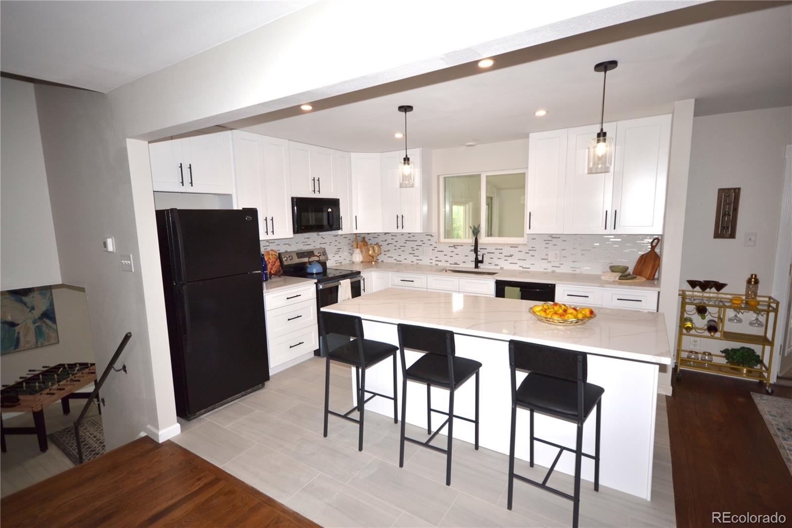 MLS Image #5 for 10251  monterey circle,denver, Colorado