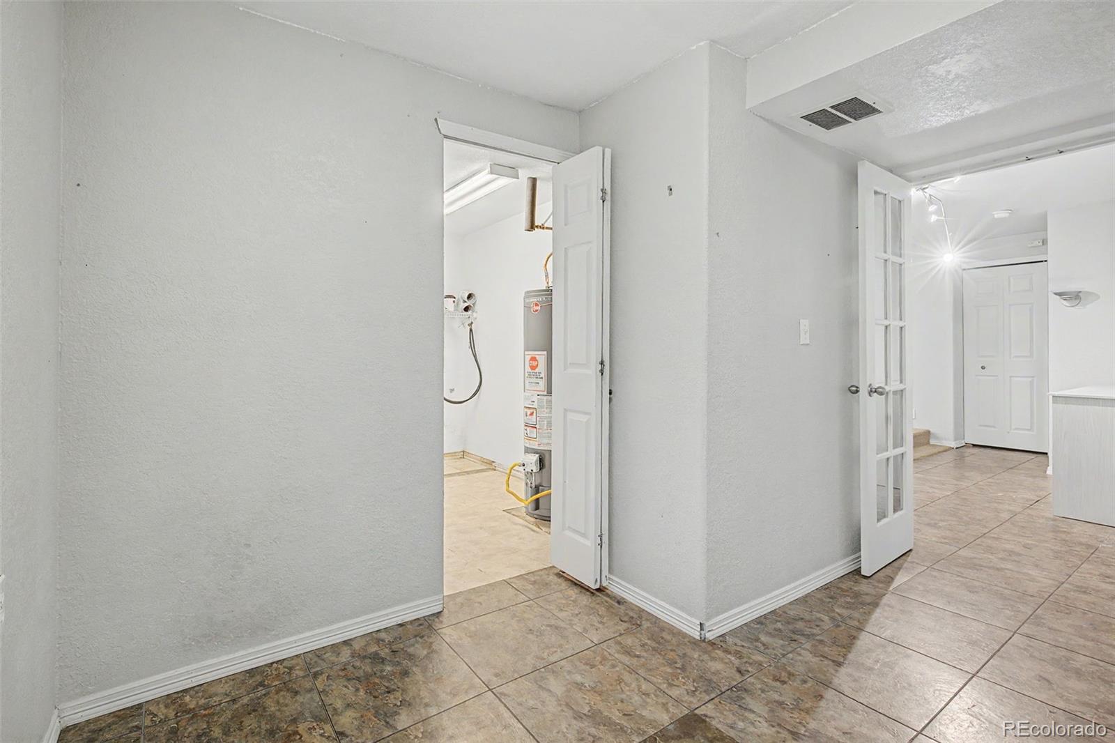 MLS Image #24 for 9358  wolfe place,littleton, Colorado