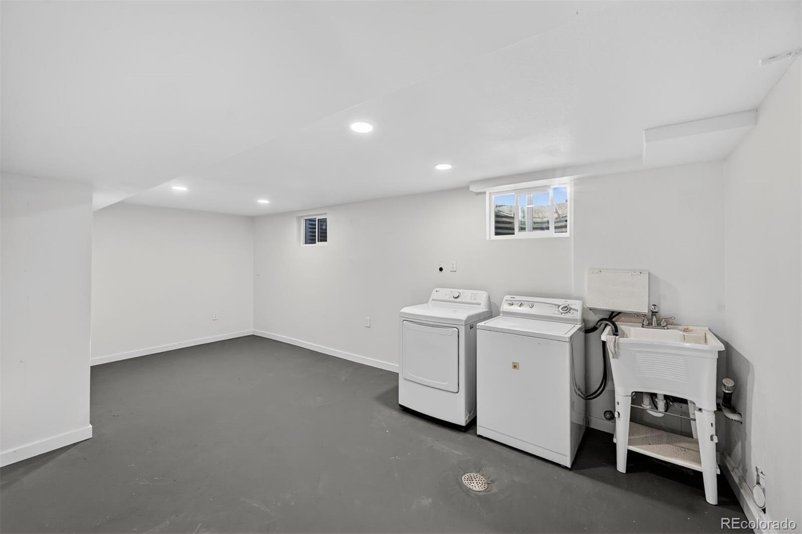MLS Image #18 for 832 s beech street,lakewood, Colorado
