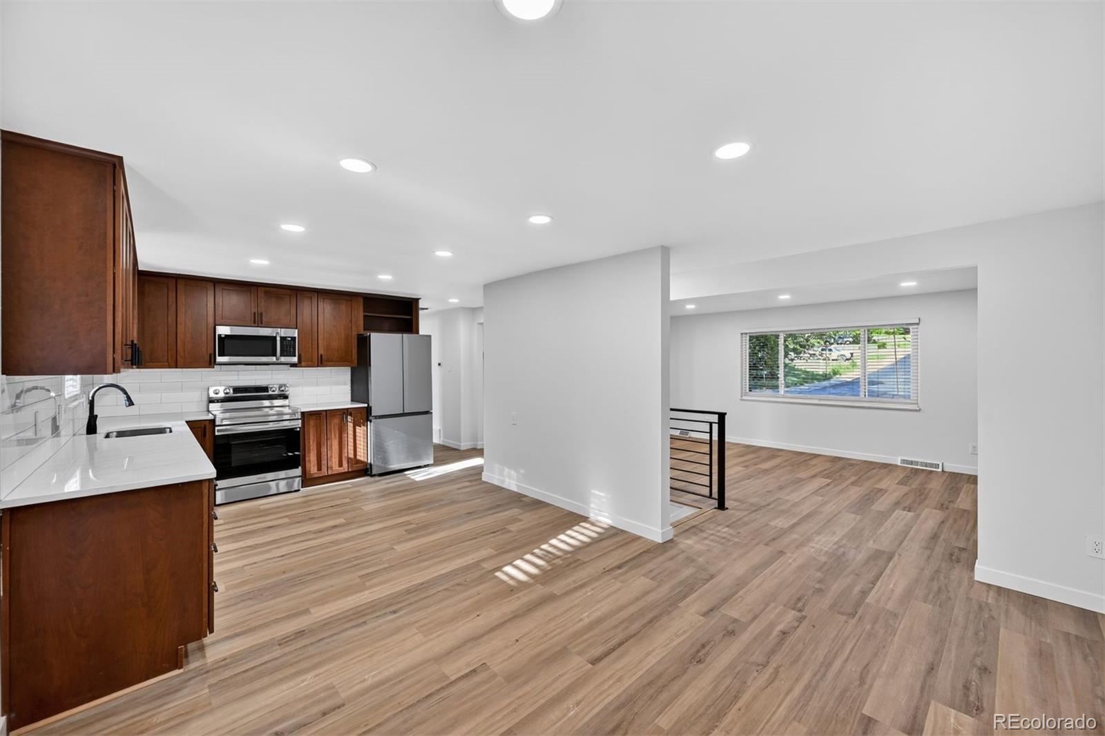 MLS Image #7 for 832 s beech street,lakewood, Colorado