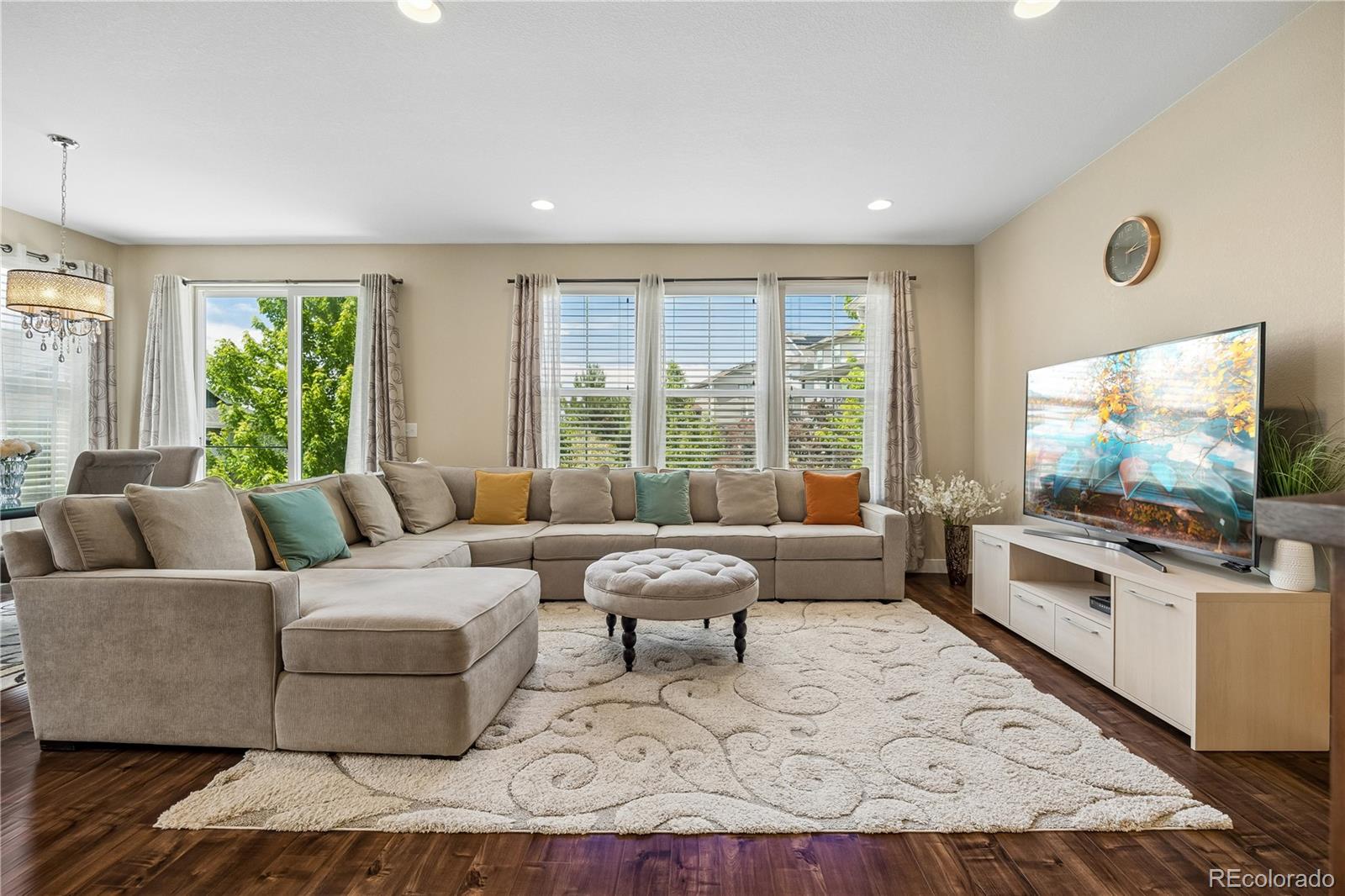 MLS Image #2 for 24347 e long drive,aurora, Colorado
