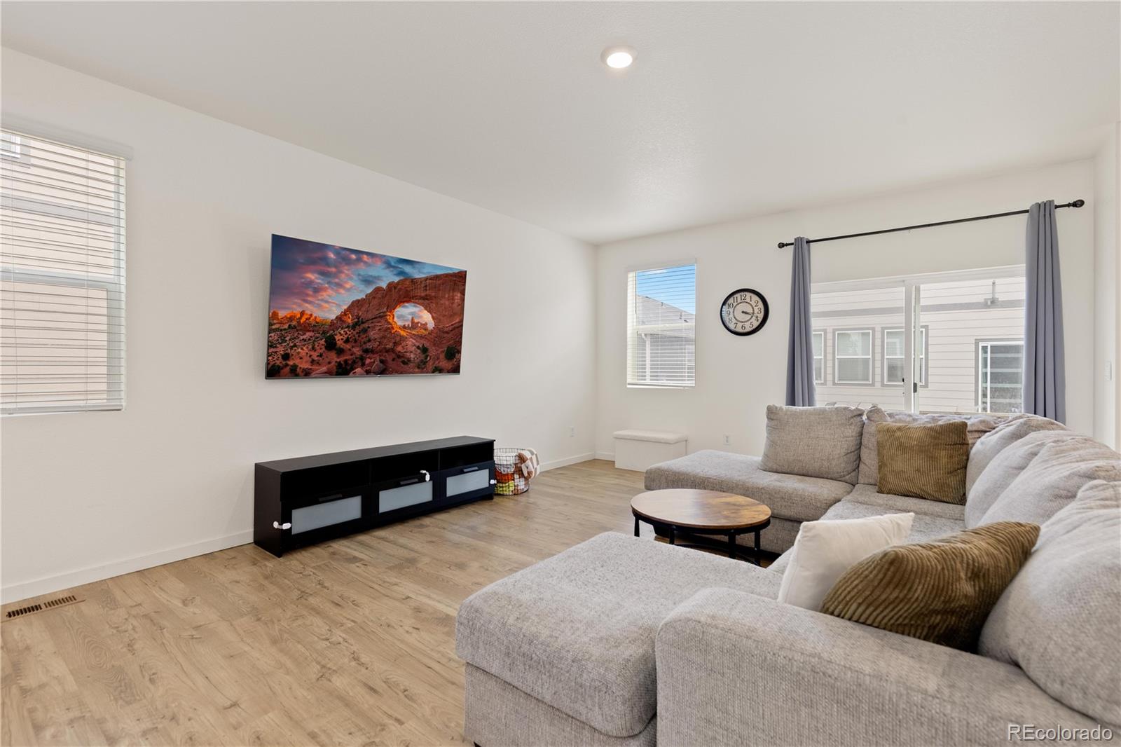 MLS Image #3 for 1107  sunrise drive,brighton, Colorado