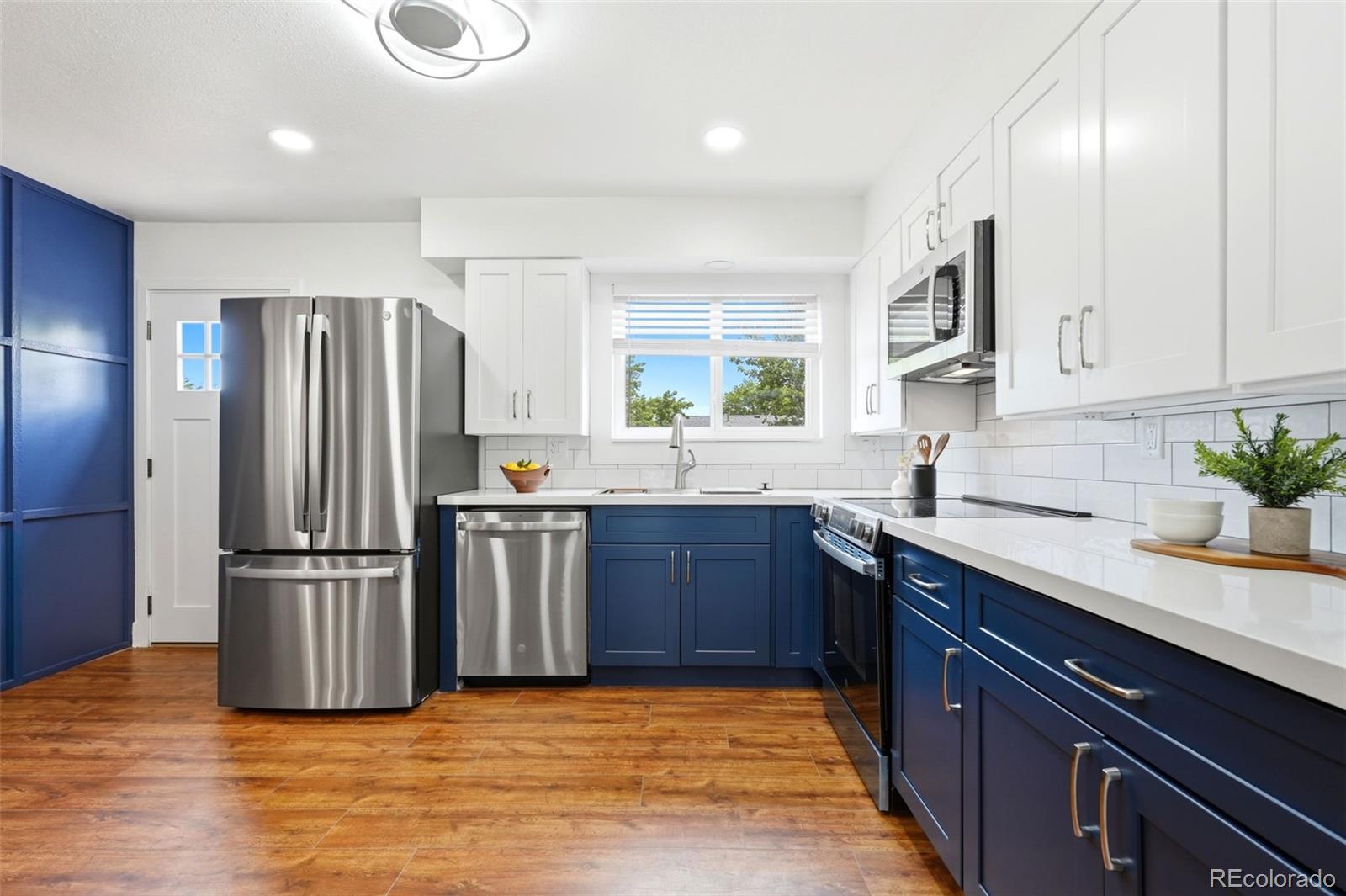 MLS Image #12 for 4578 s alkire street,morrison, Colorado