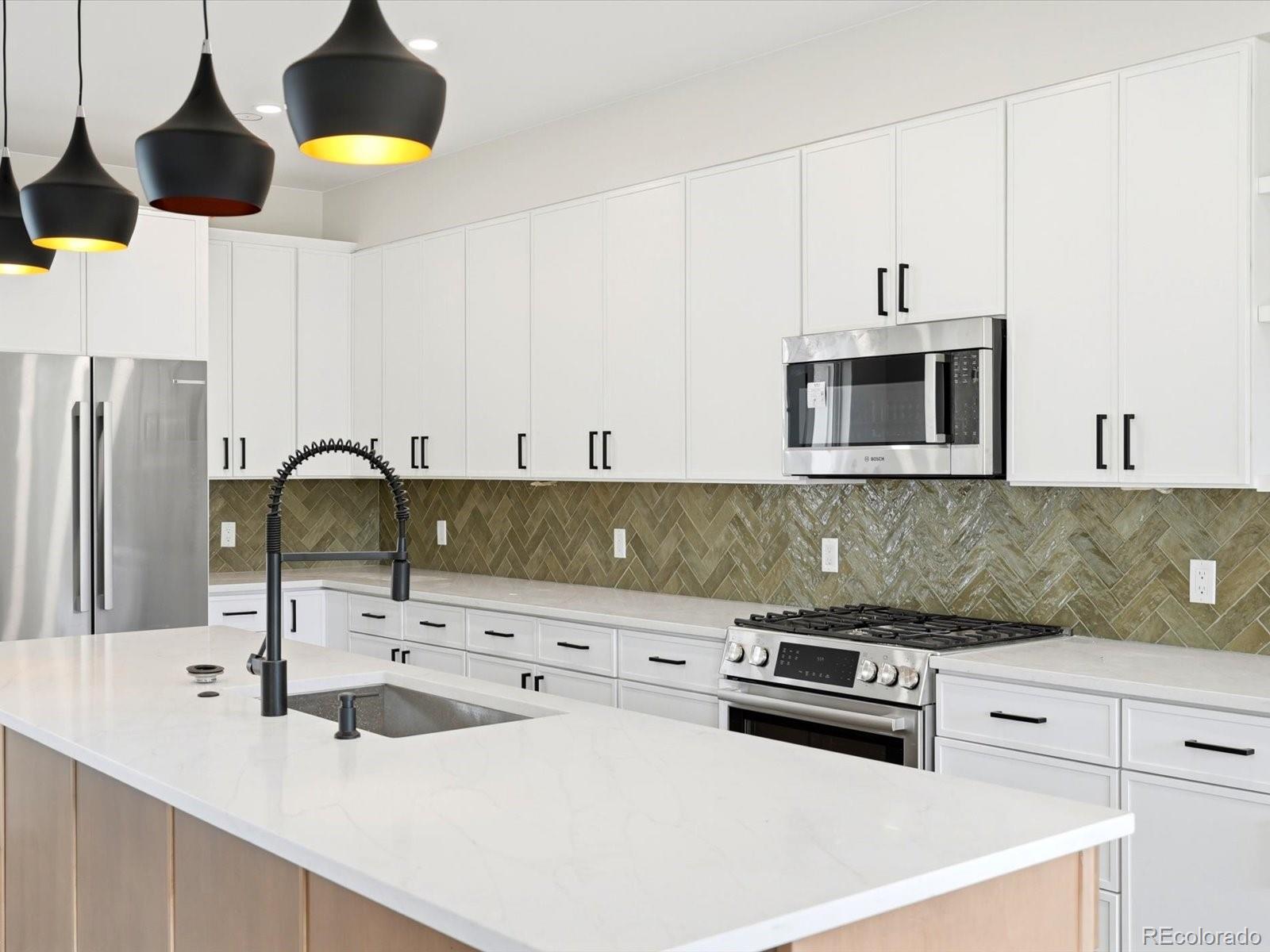 MLS Image #11 for 5182  estes lane,arvada, Colorado