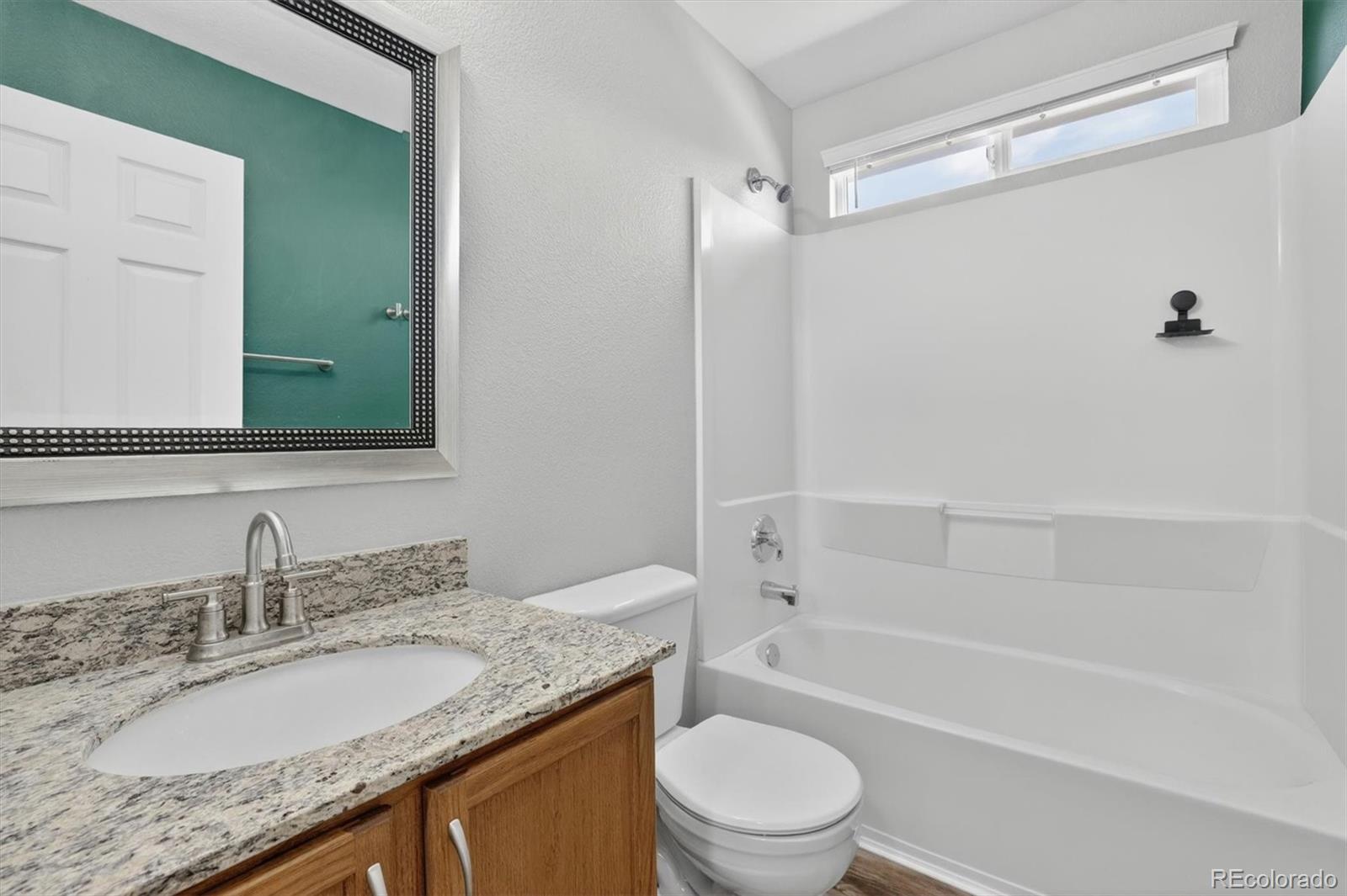 MLS Image #14 for 11332  niagara street,denver, Colorado