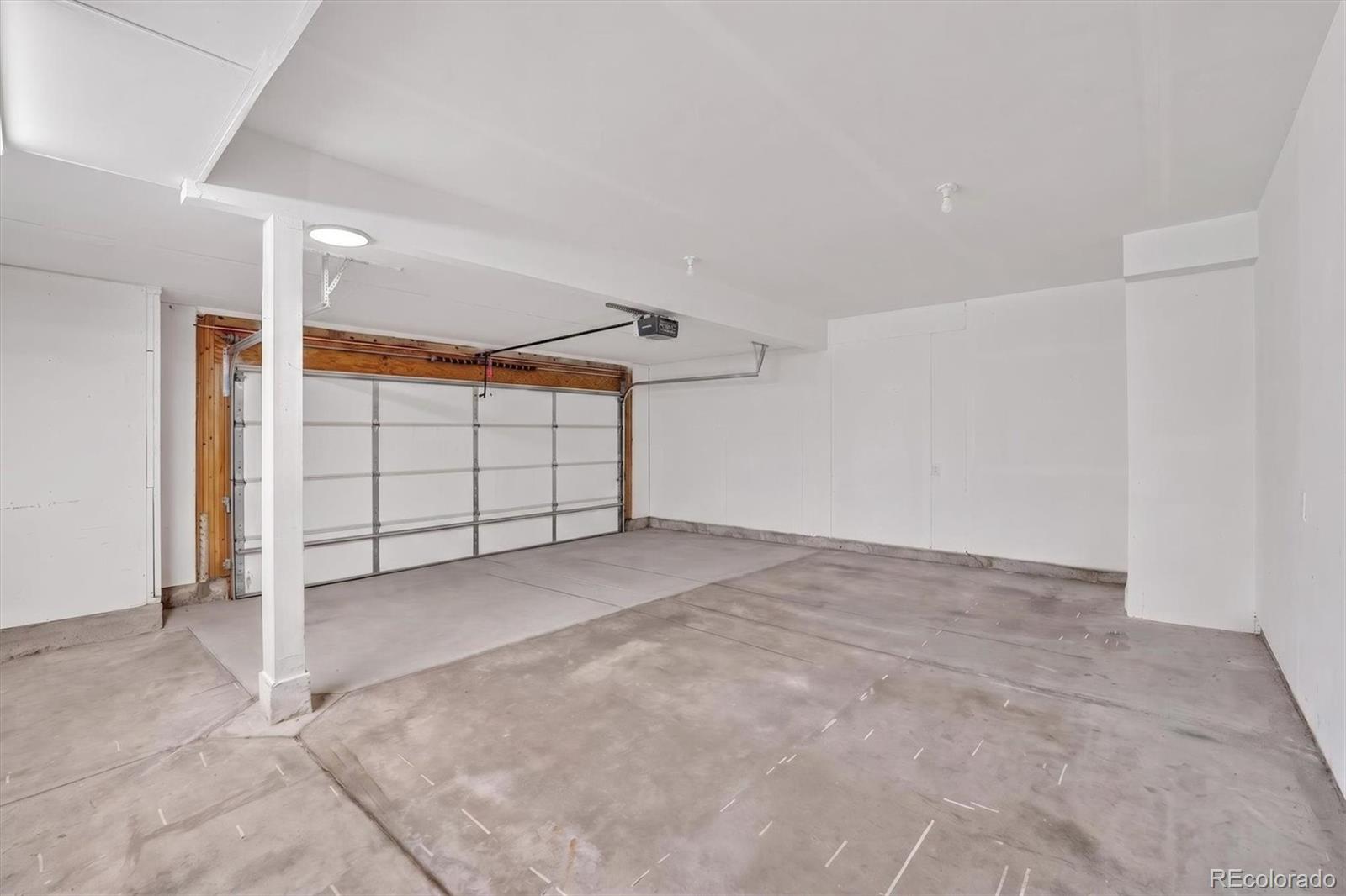 MLS Image #16 for 11332  niagara street,denver, Colorado