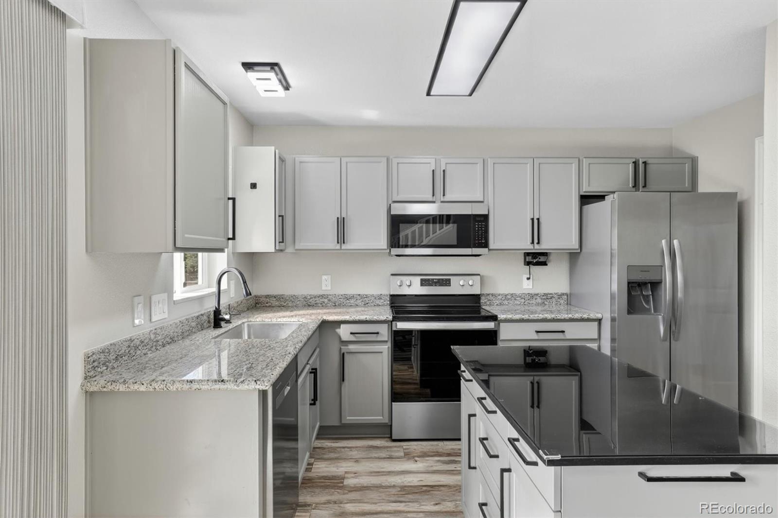 MLS Image #4 for 11332  niagara street,denver, Colorado
