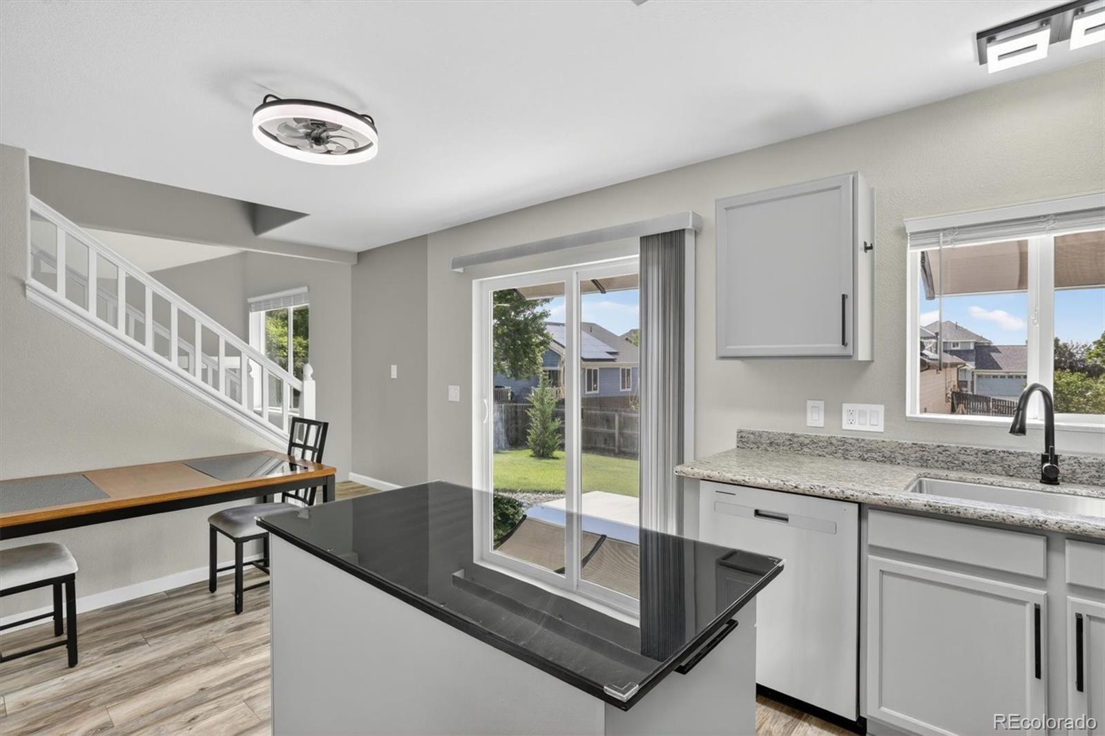 MLS Image #6 for 11332  niagara street,denver, Colorado