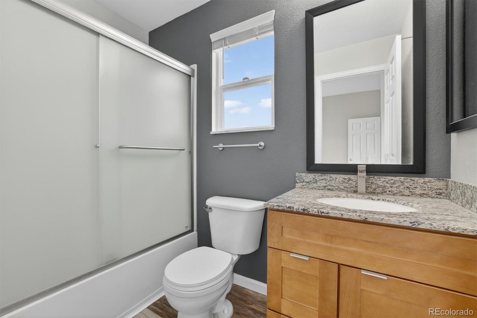MLS Image #8 for 11332  niagara street,denver, Colorado
