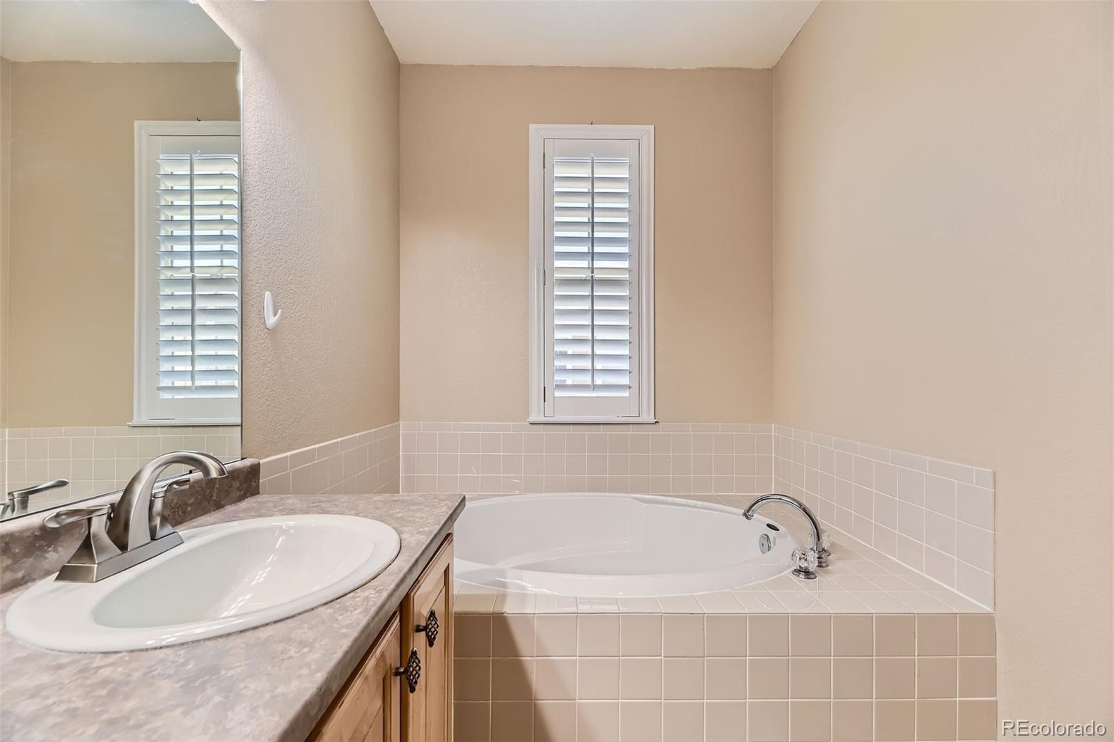 MLS Image #21 for 10578  parkington lane,highlands ranch, Colorado