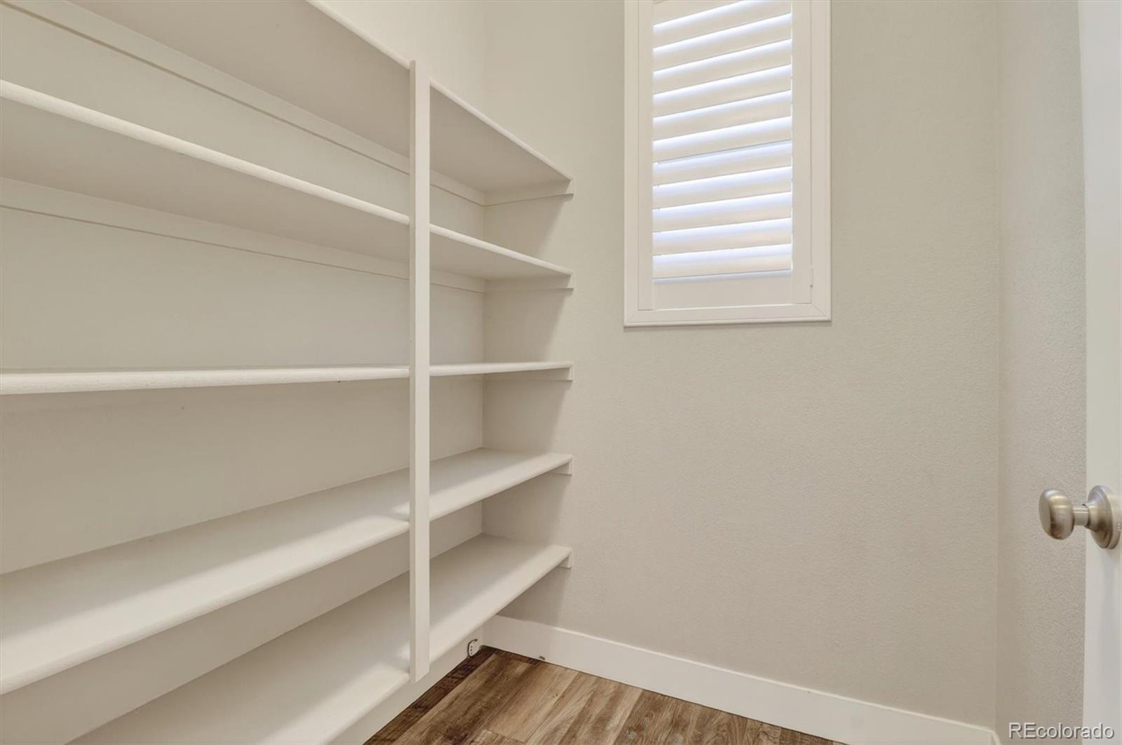 MLS Image #15 for 11390 e 26th avenue,aurora, Colorado