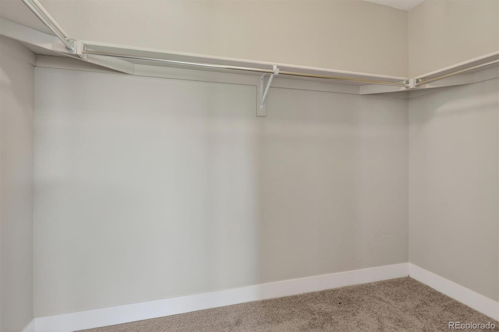 MLS Image #21 for 11390 e 26th avenue,aurora, Colorado