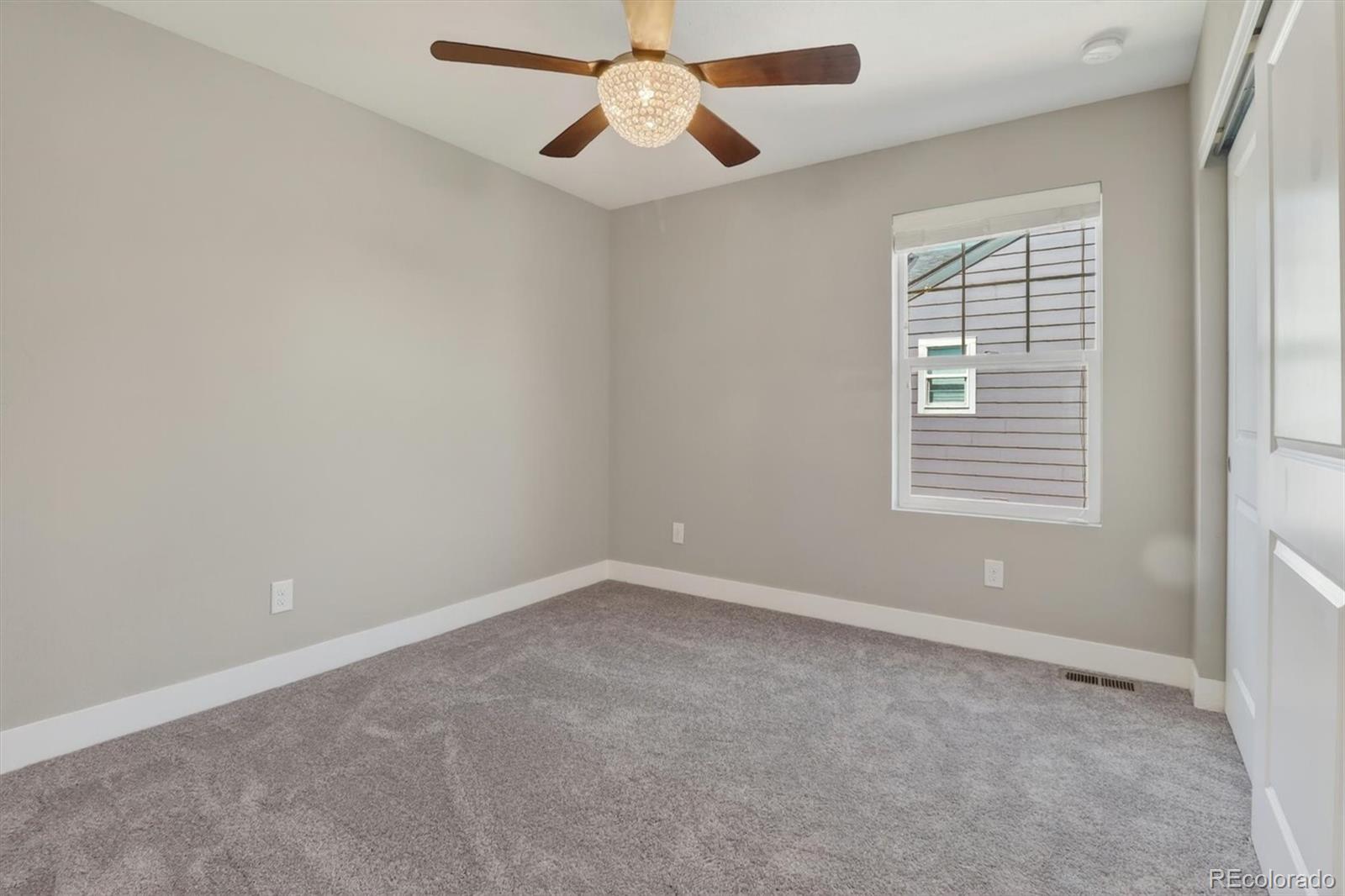 MLS Image #25 for 11390 e 26th avenue,aurora, Colorado