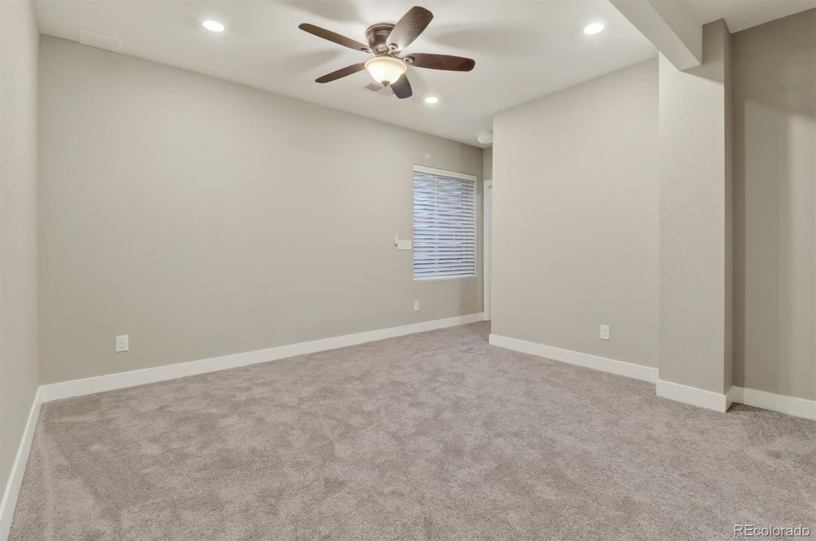 MLS Image #28 for 11390 e 26th avenue,aurora, Colorado