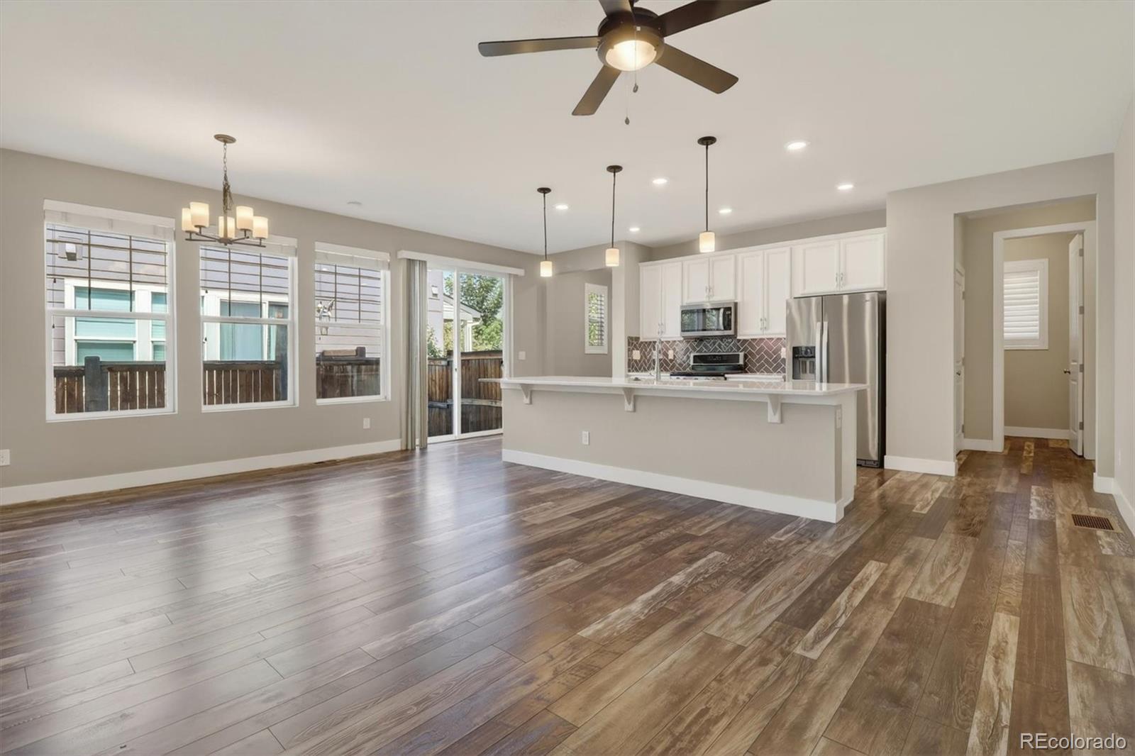MLS Image #9 for 11390 e 26th avenue,aurora, Colorado