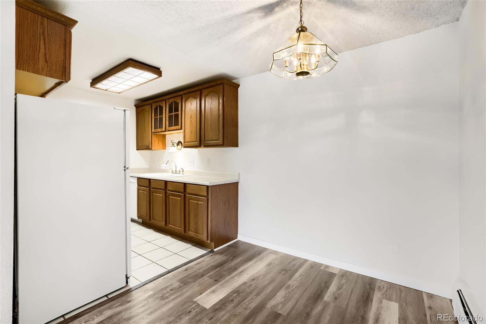 MLS Image #3 for 501  golden circle 307,golden, Colorado