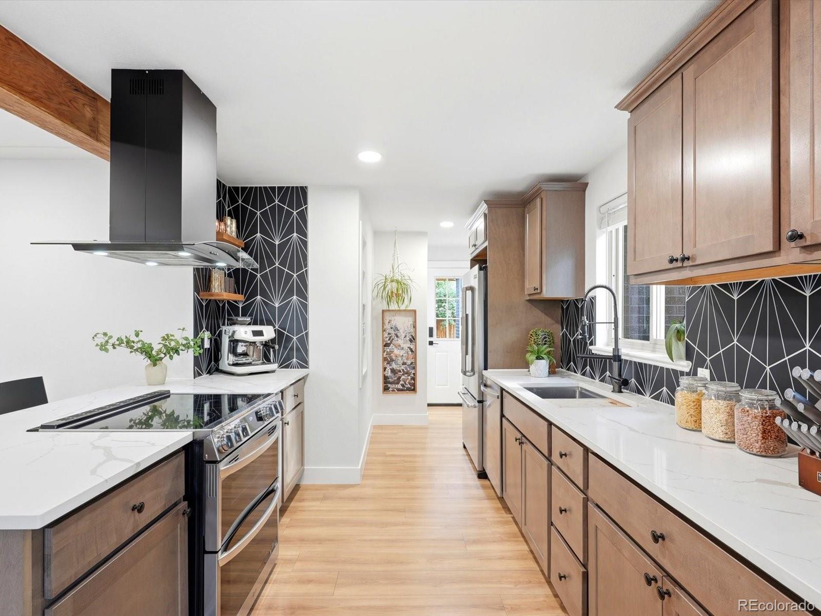 MLS Image #9 for 7610 w 24th avenue,lakewood, Colorado