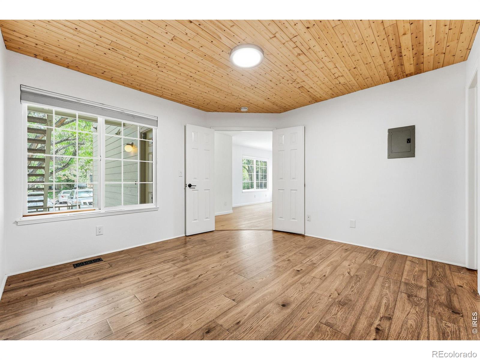 MLS Image #10 for 4827  white rock 6-a circle,boulder, Colorado