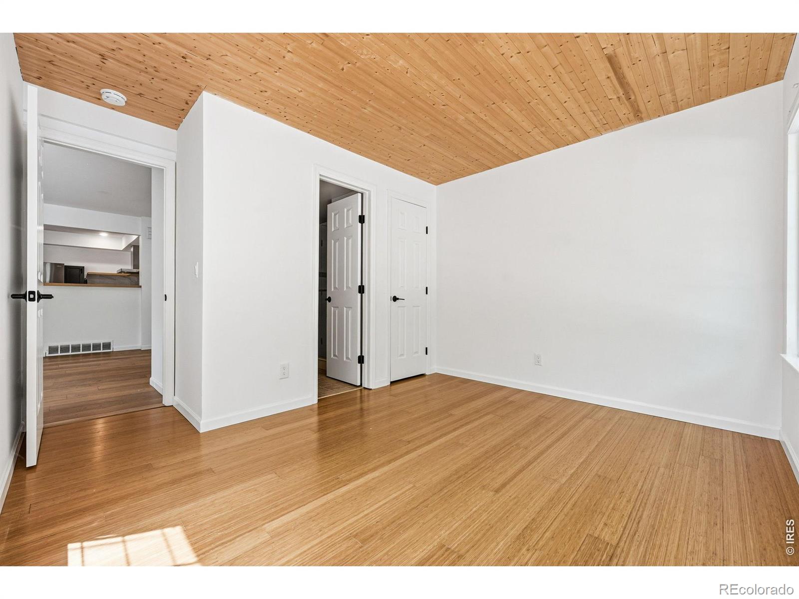 MLS Image #17 for 4827  white rock 6-a circle,boulder, Colorado