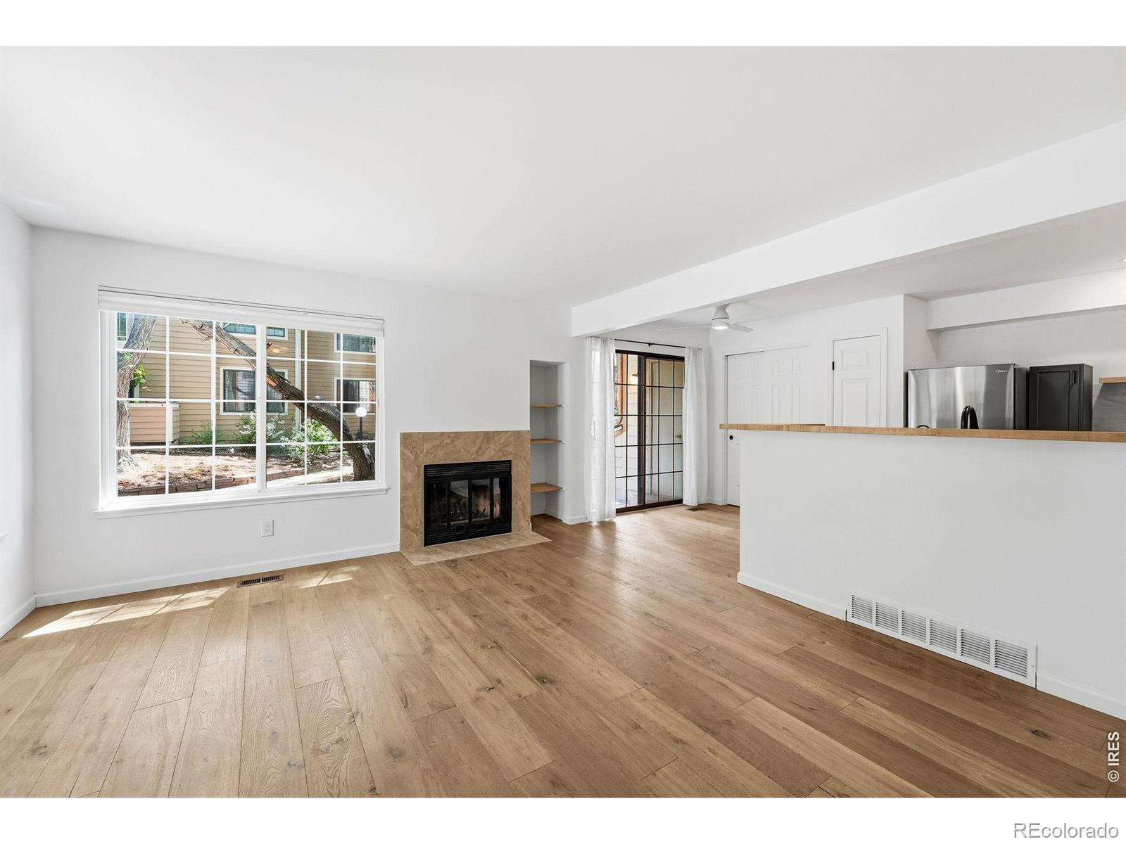 MLS Image #2 for 4827  white rock 6-a circle,boulder, Colorado