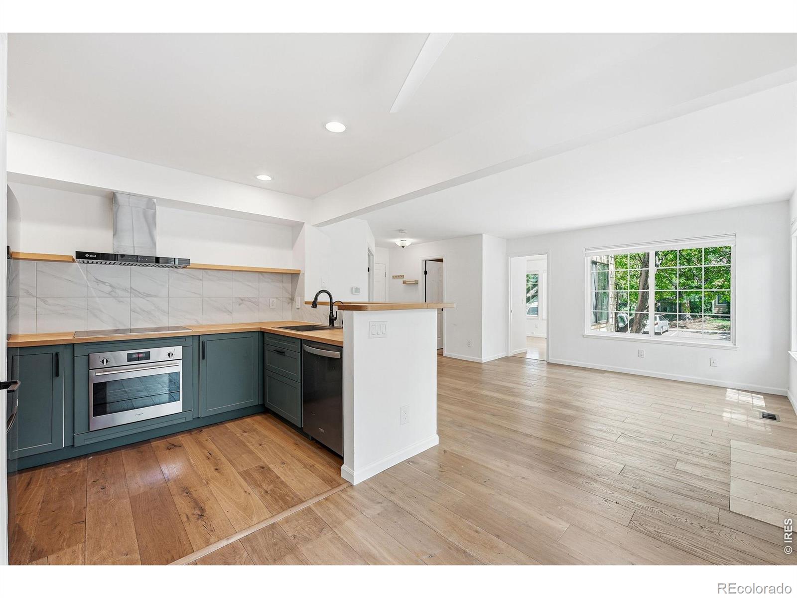 MLS Image #5 for 4827  white rock 6-a circle,boulder, Colorado