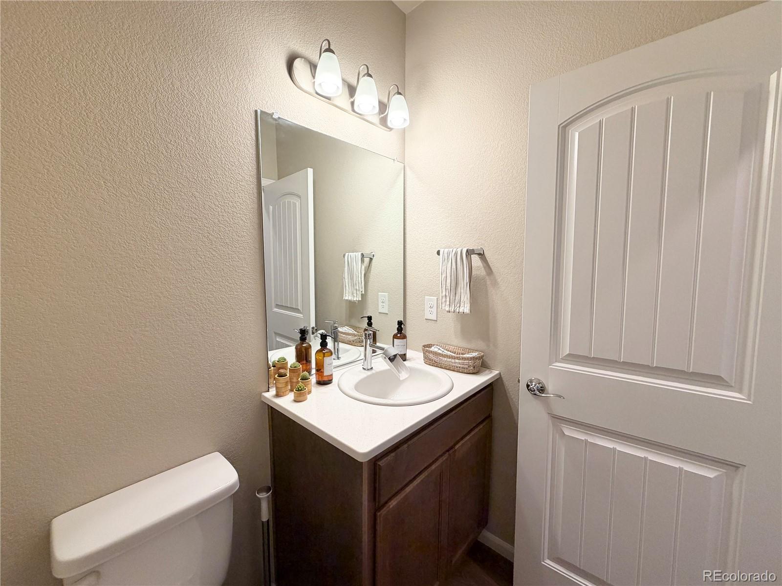 MLS Image #12 for 10710  rolling peaks drive,peyton, Colorado