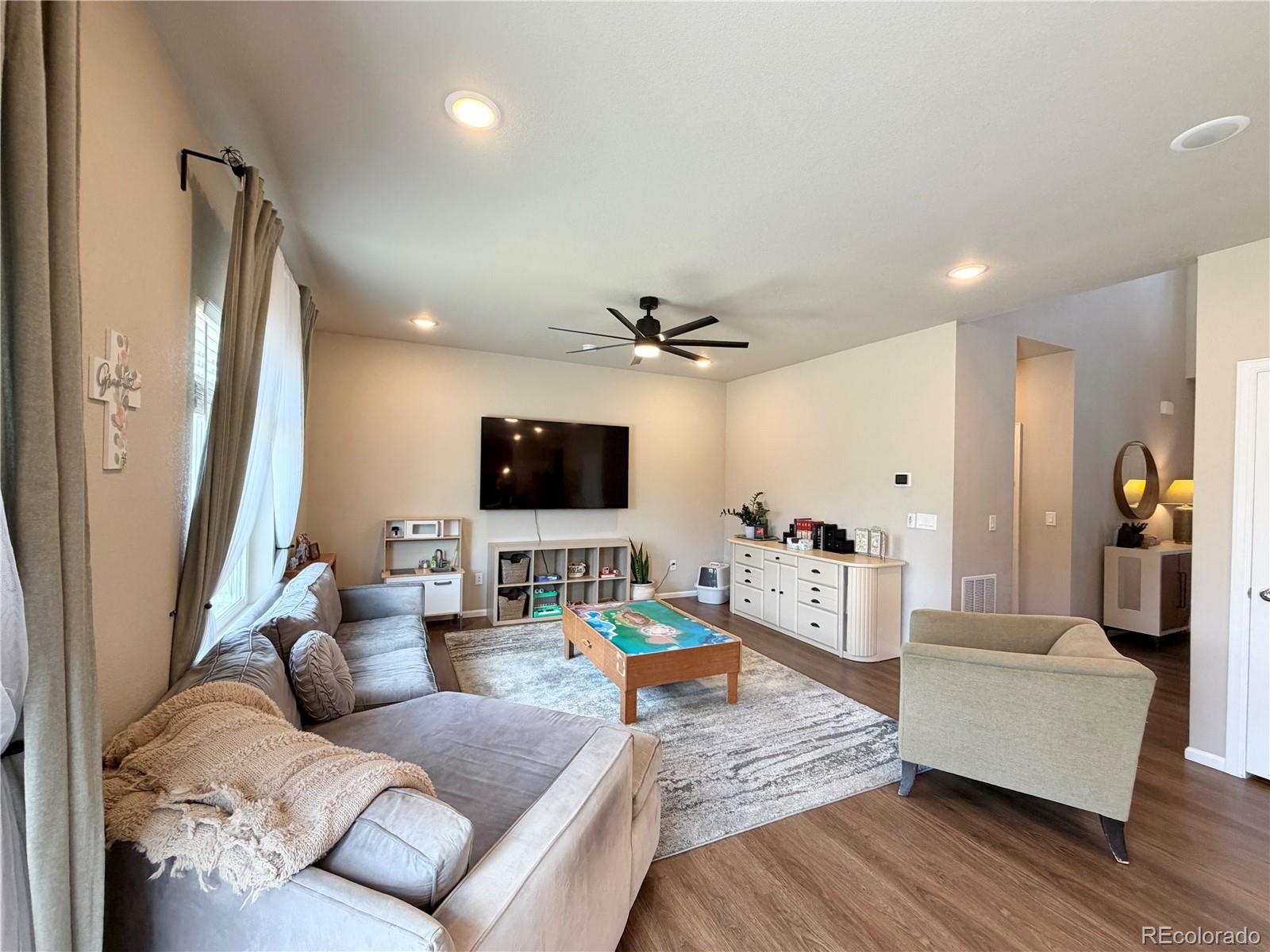 MLS Image #9 for 10710  rolling peaks drive,peyton, Colorado