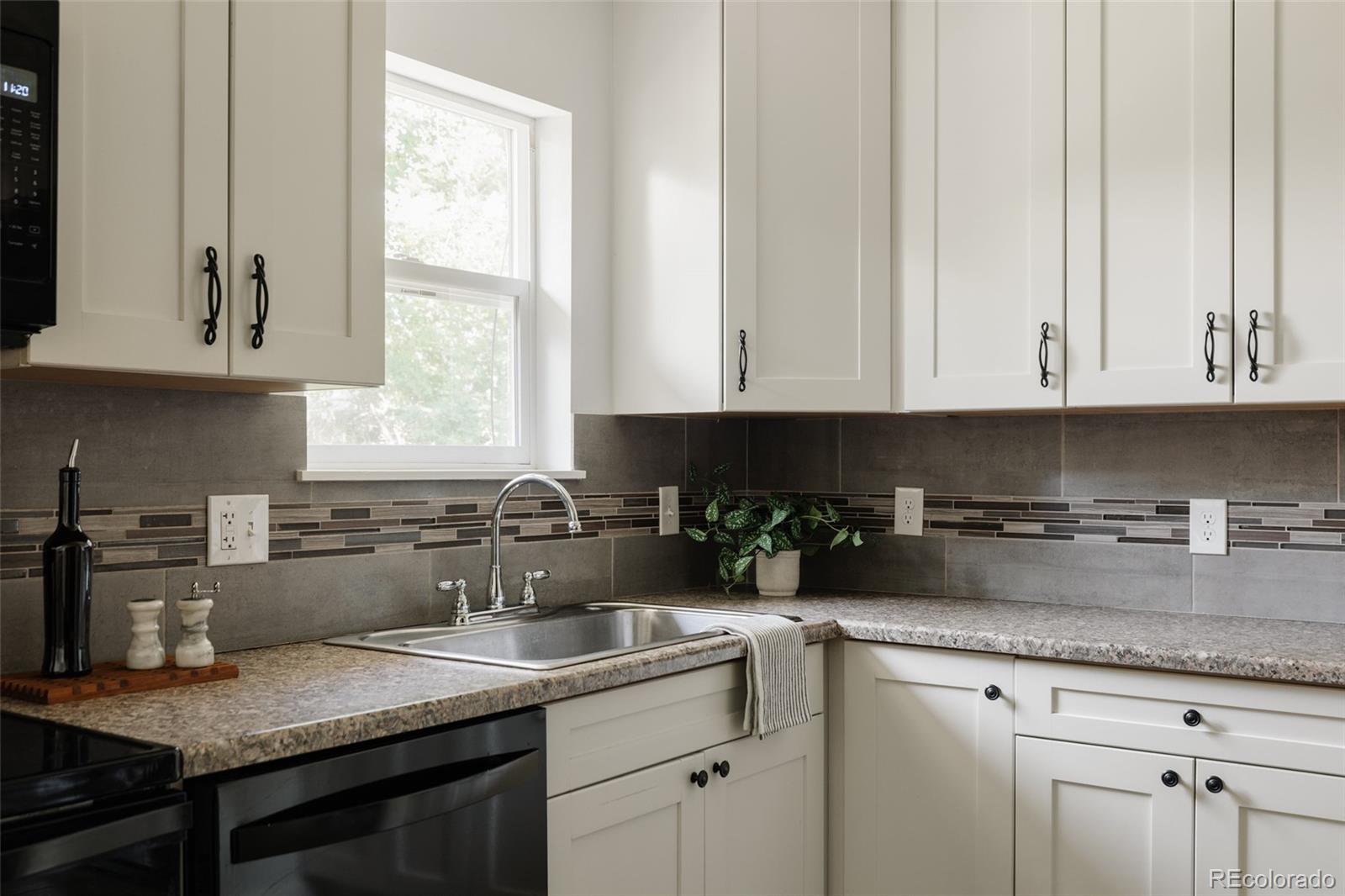 MLS Image #6 for 5946 w iowa place,lakewood, Colorado