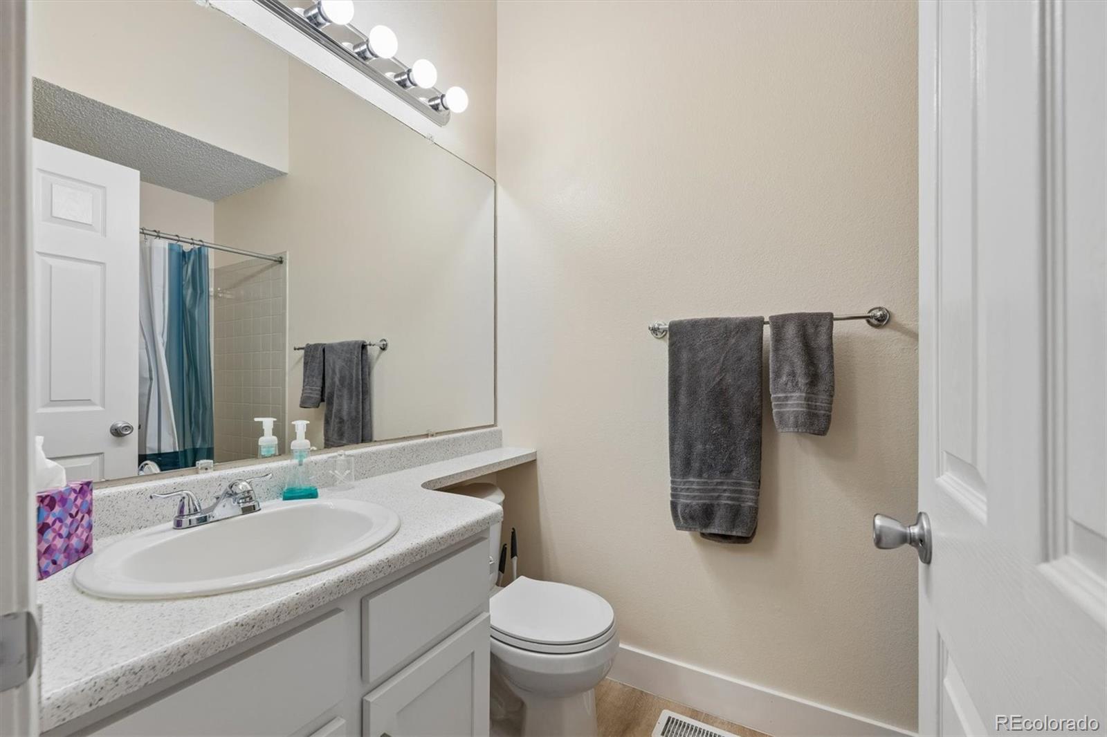 MLS Image #11 for 4011 e 94th avenue,denver, Colorado