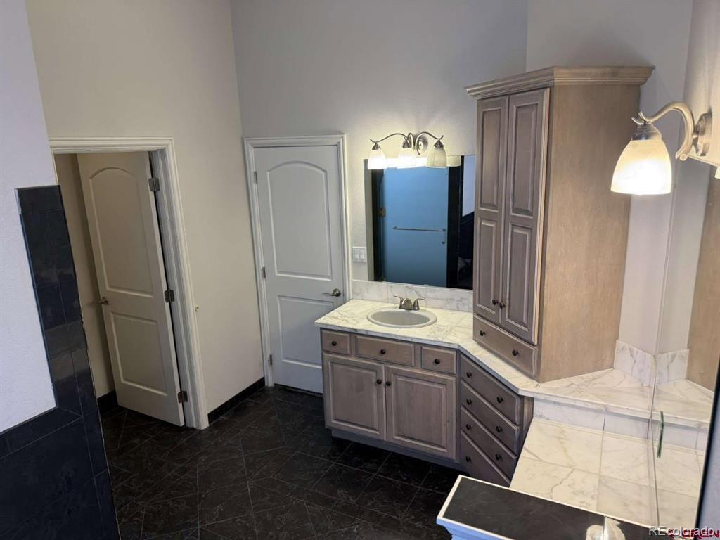 MLS Image #10 for 23144  county road 27 ,la junta, Colorado