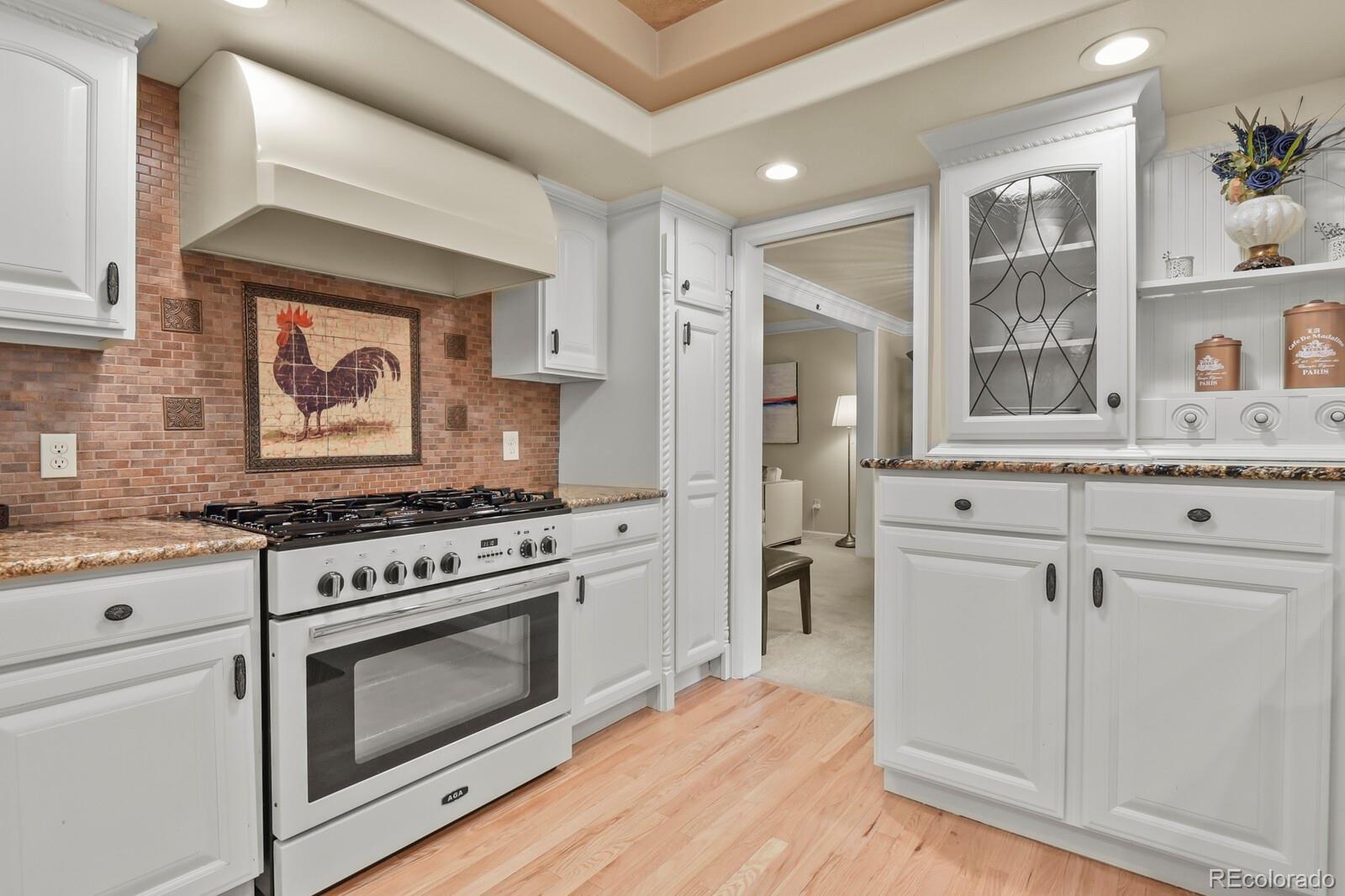 MLS Image #9 for 10295 e aberdeen avenue,englewood, Colorado