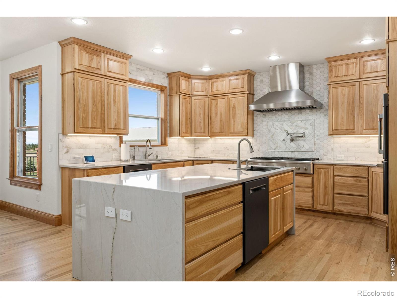 MLS Image #10 for 4980  getaway drive,berthoud, Colorado